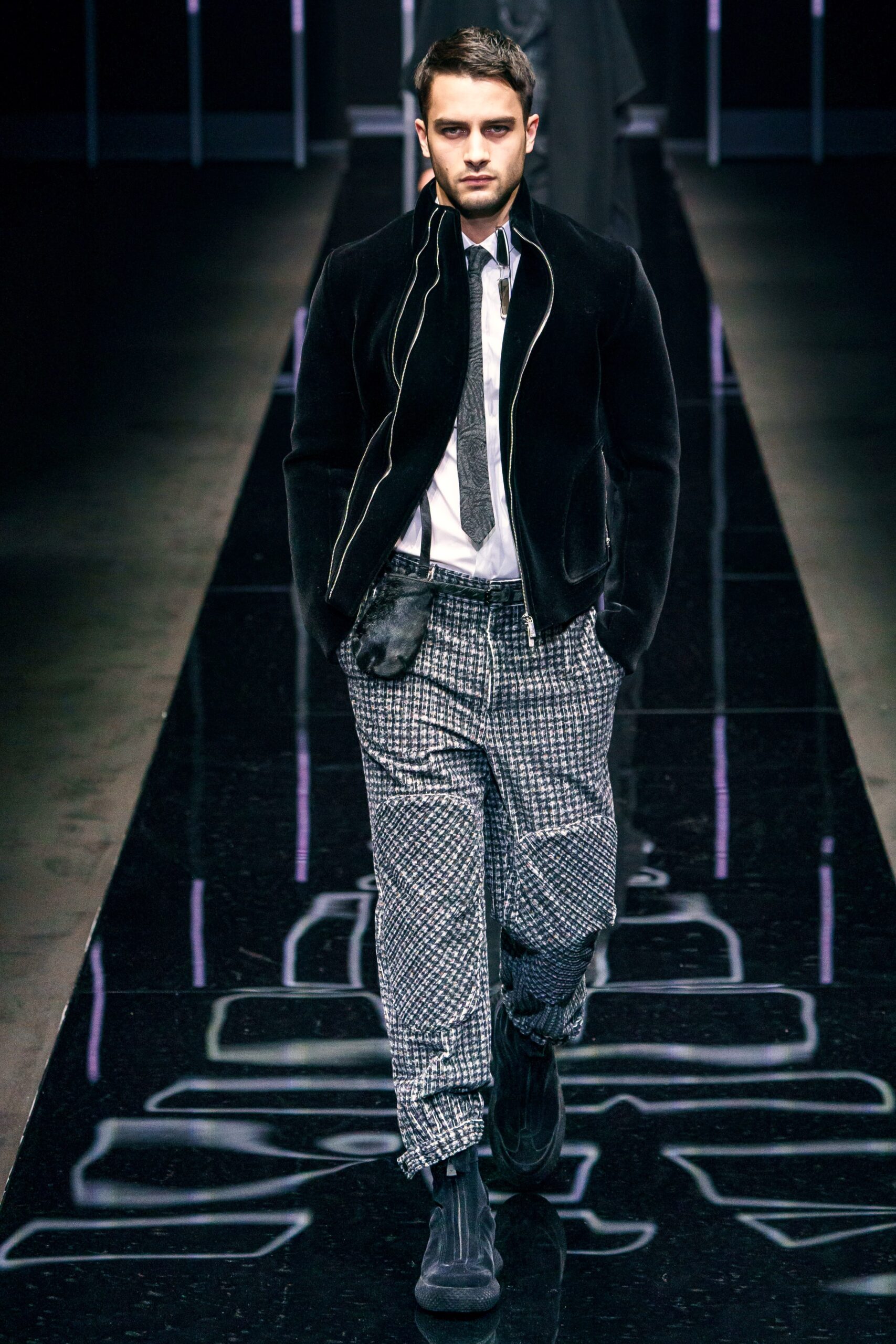 Emporio Armani F/W 19 Menswear Look 12
