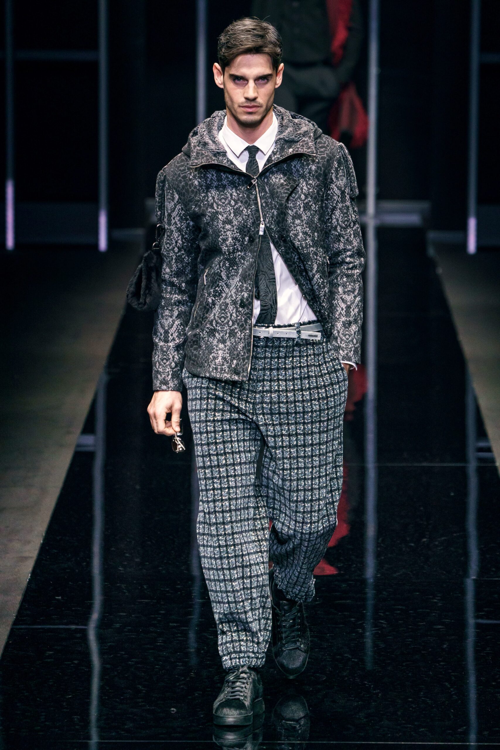 Emporio Armani F/W 19 Menswear Look 14