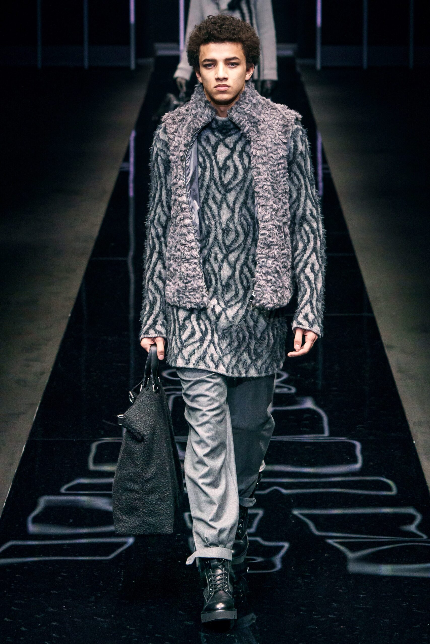Emporio Armani F/W 19 Menswear Look 26