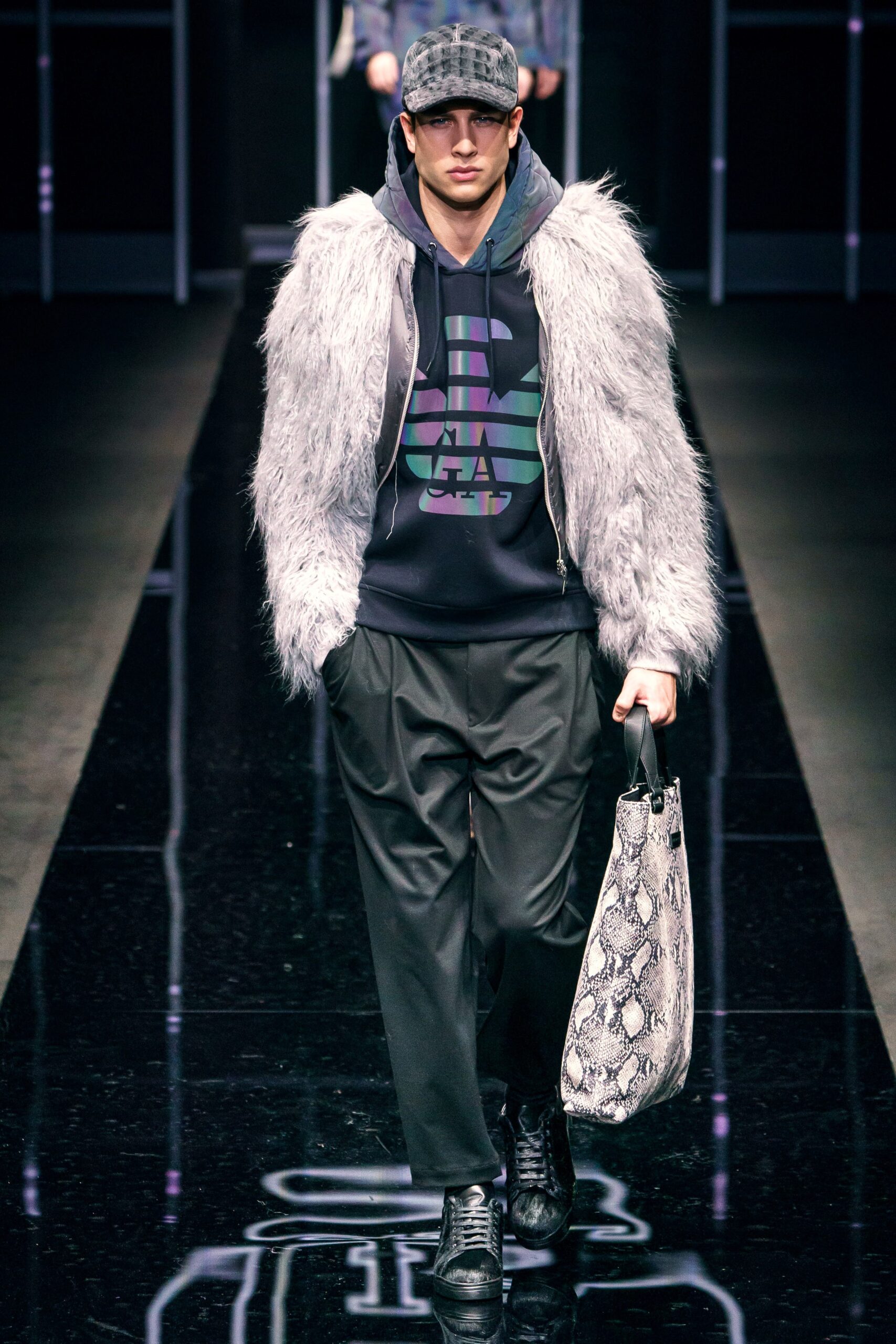 Emporio Armani F/W 19 Menswear Look 38