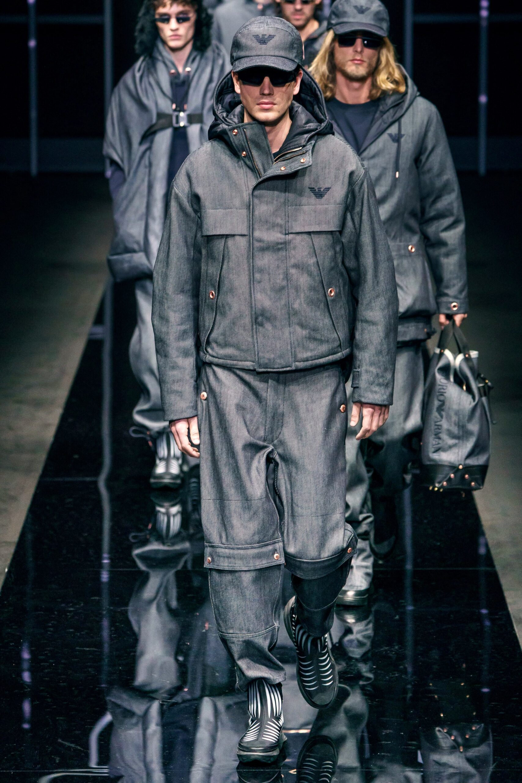 Emporio Armani F/W 19 Menswear Look 43