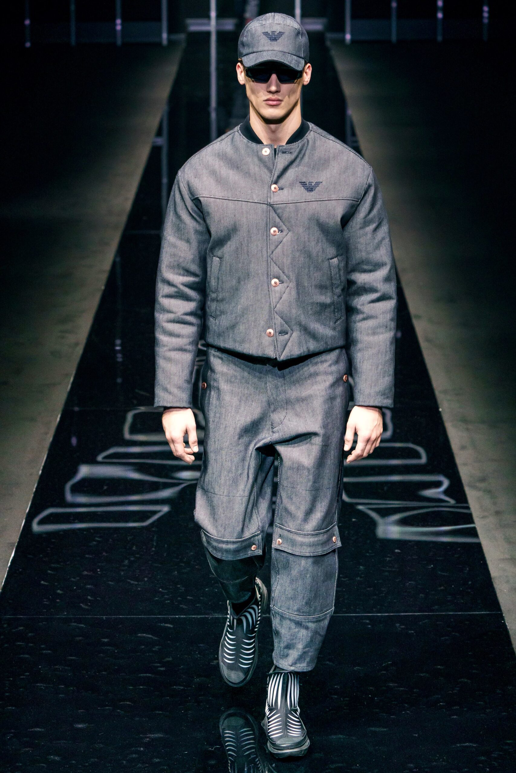 Emporio Armani F/W 19 Menswear Look 48