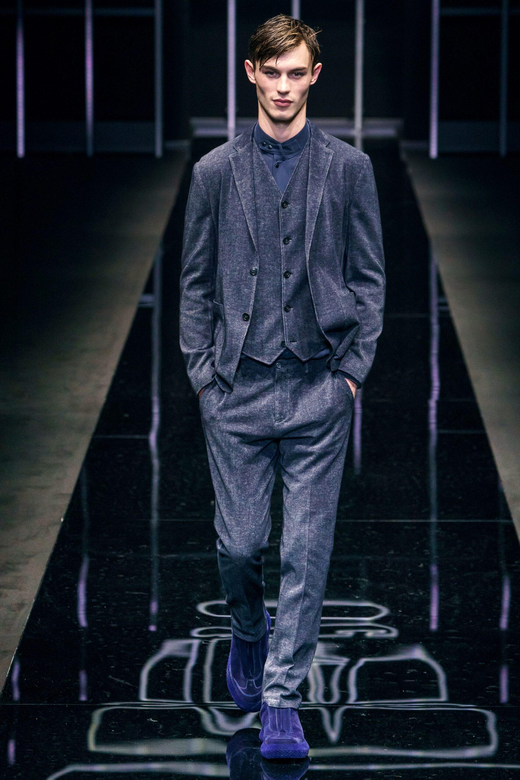 Emporio Armani F/W 19 Menswear Look 53