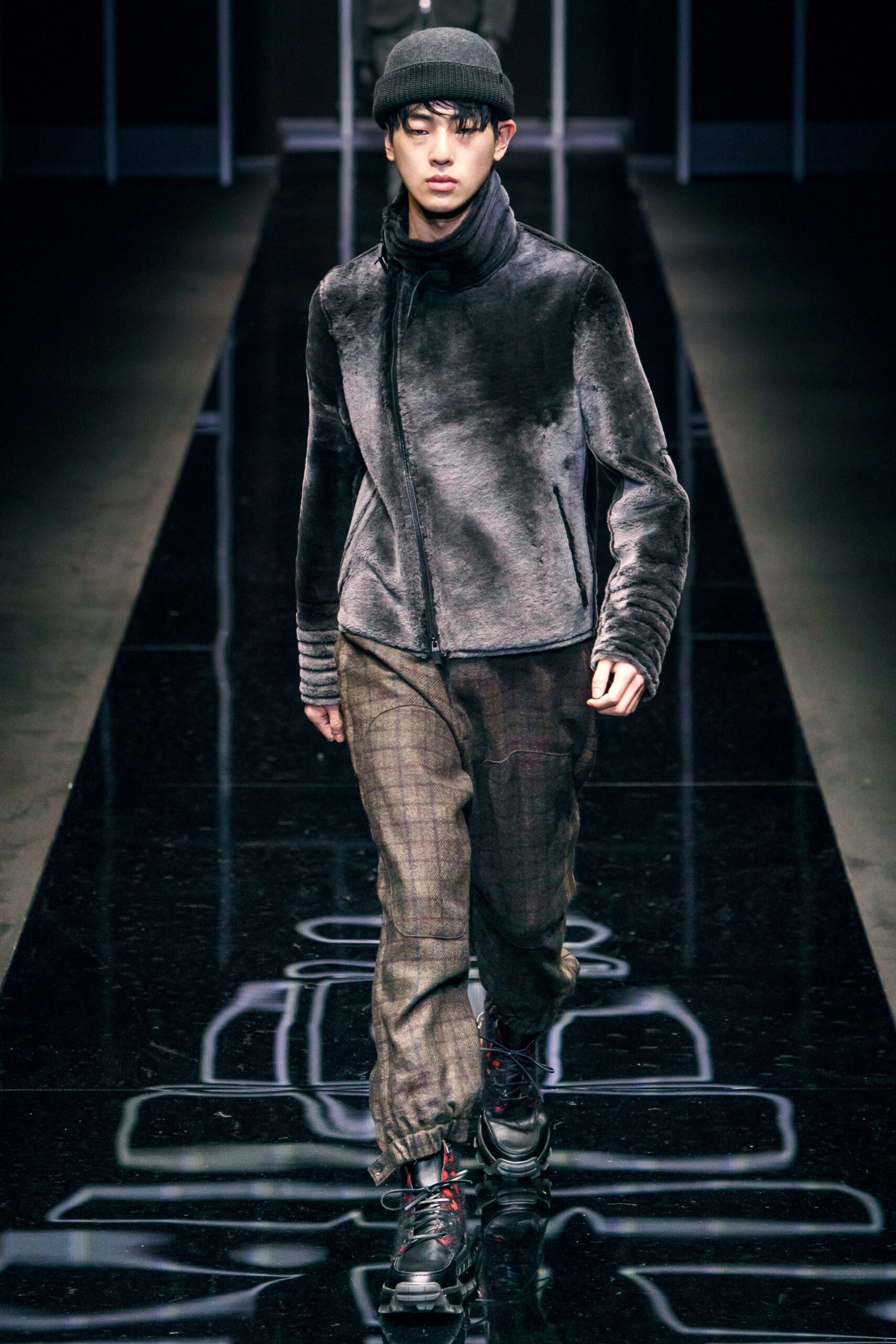 Emporio Armani F/W 19 Menswear Look 70