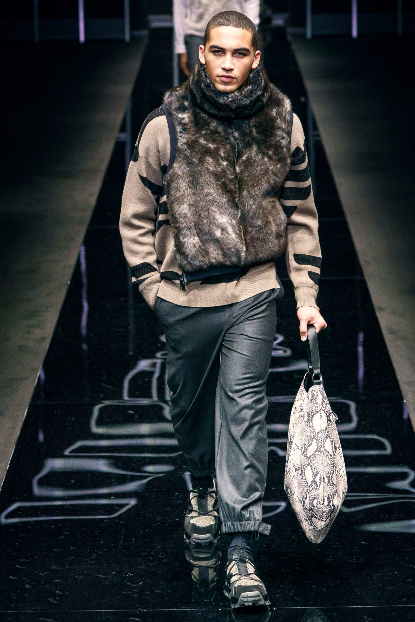 Emporio Armani F/W 19 Menswear Look 89