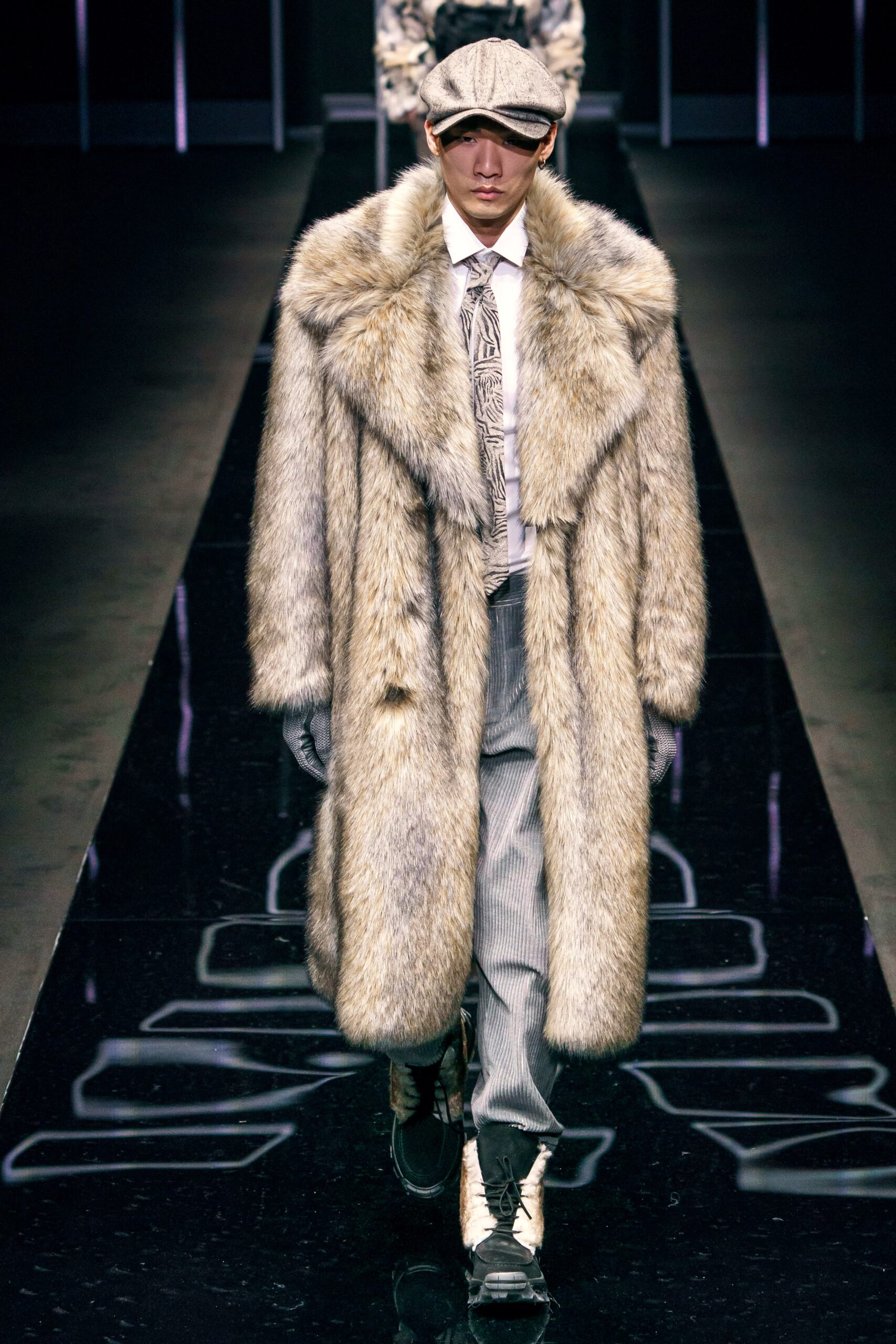 Emporio Armani F/W 19 Menswear Look 96