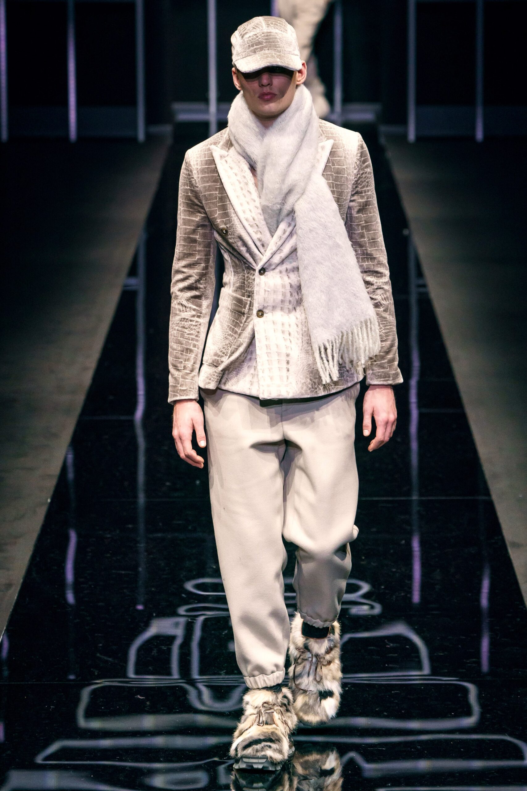 Emporio Armani F/W 19 Menswear Look 101