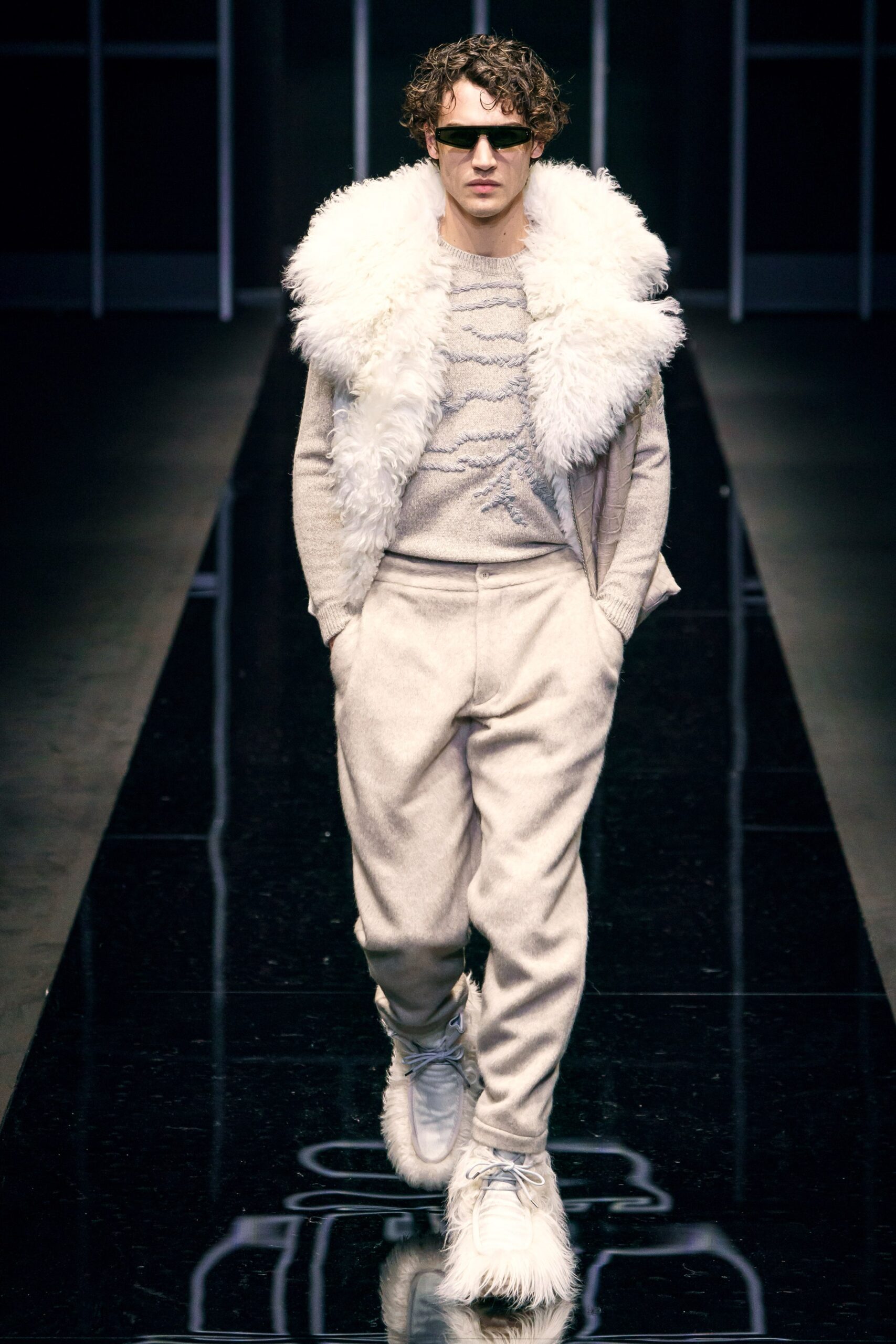 Emporio Armani F/W 19 Menswear Look 102