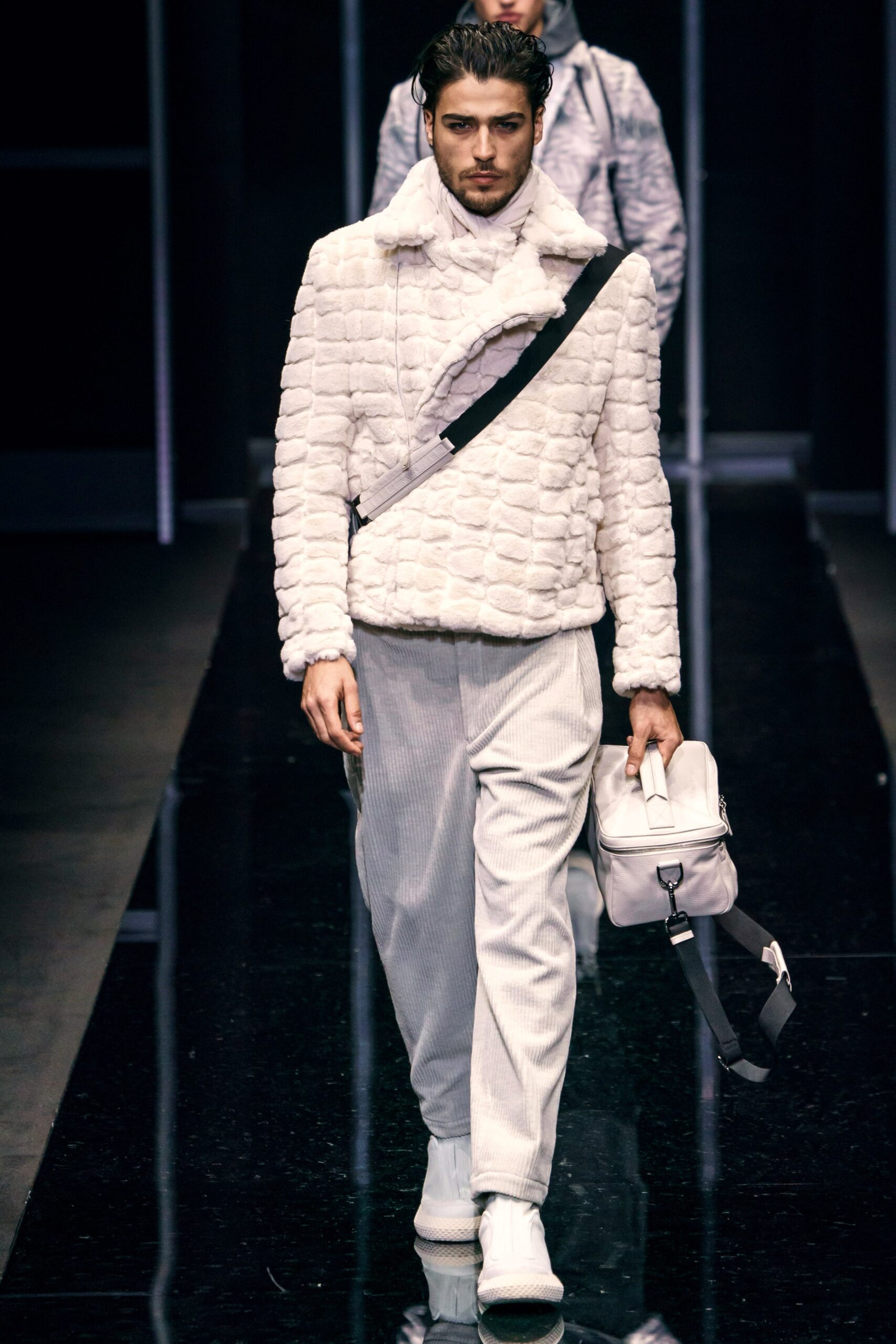 Emporio Armani F/W 19 Menswear Look 104