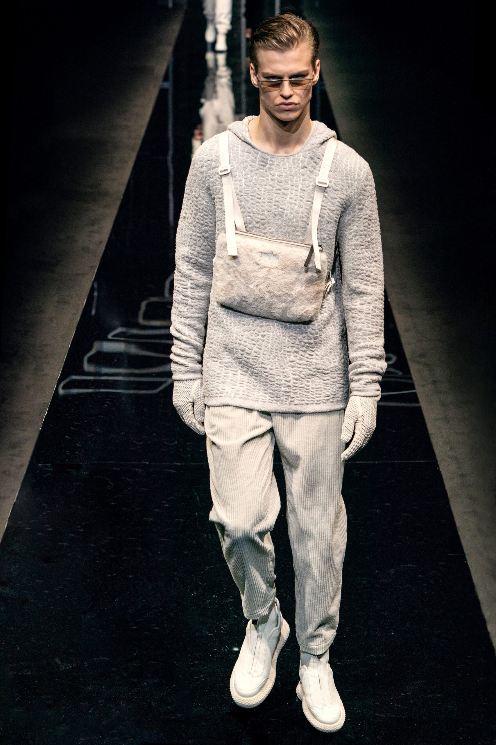 Emporio Armani F/W 19 Menswear Look 107