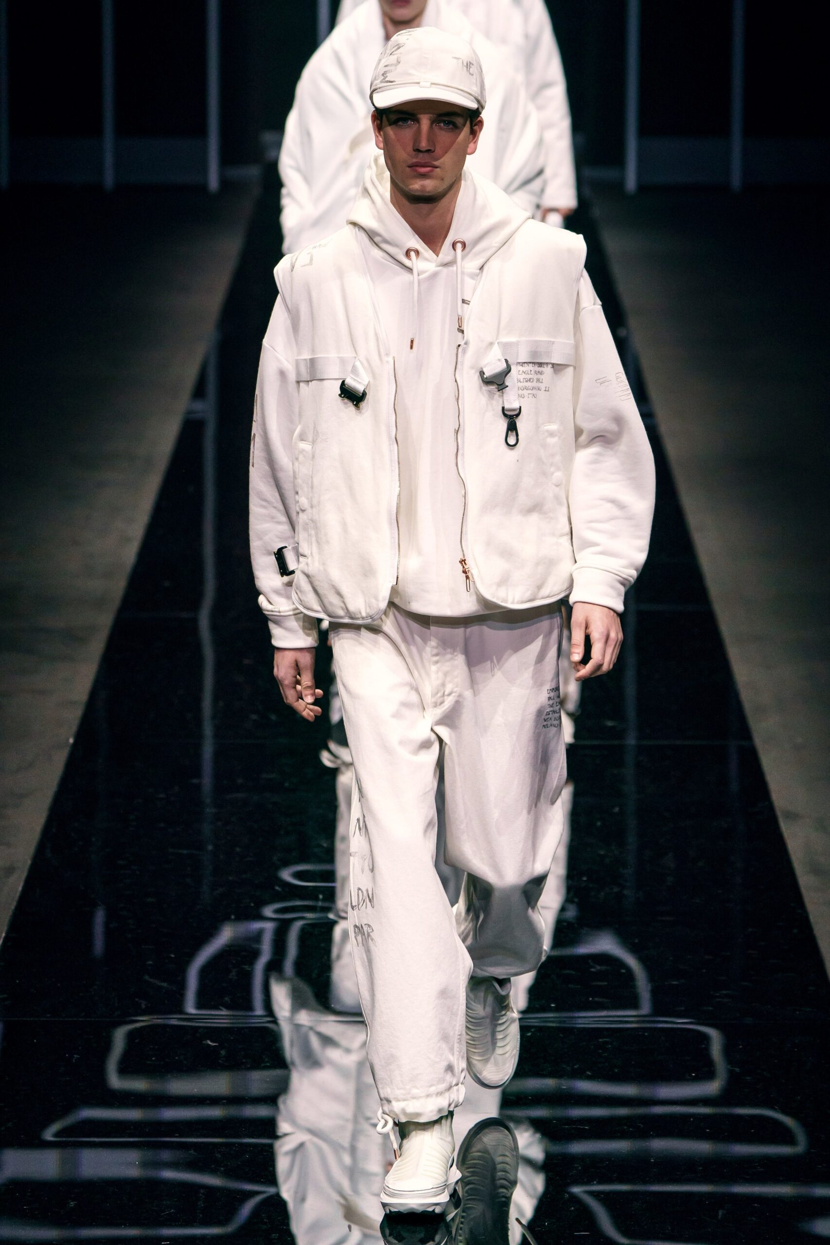Emporio Armani F/W 19 Menswear Look 110
