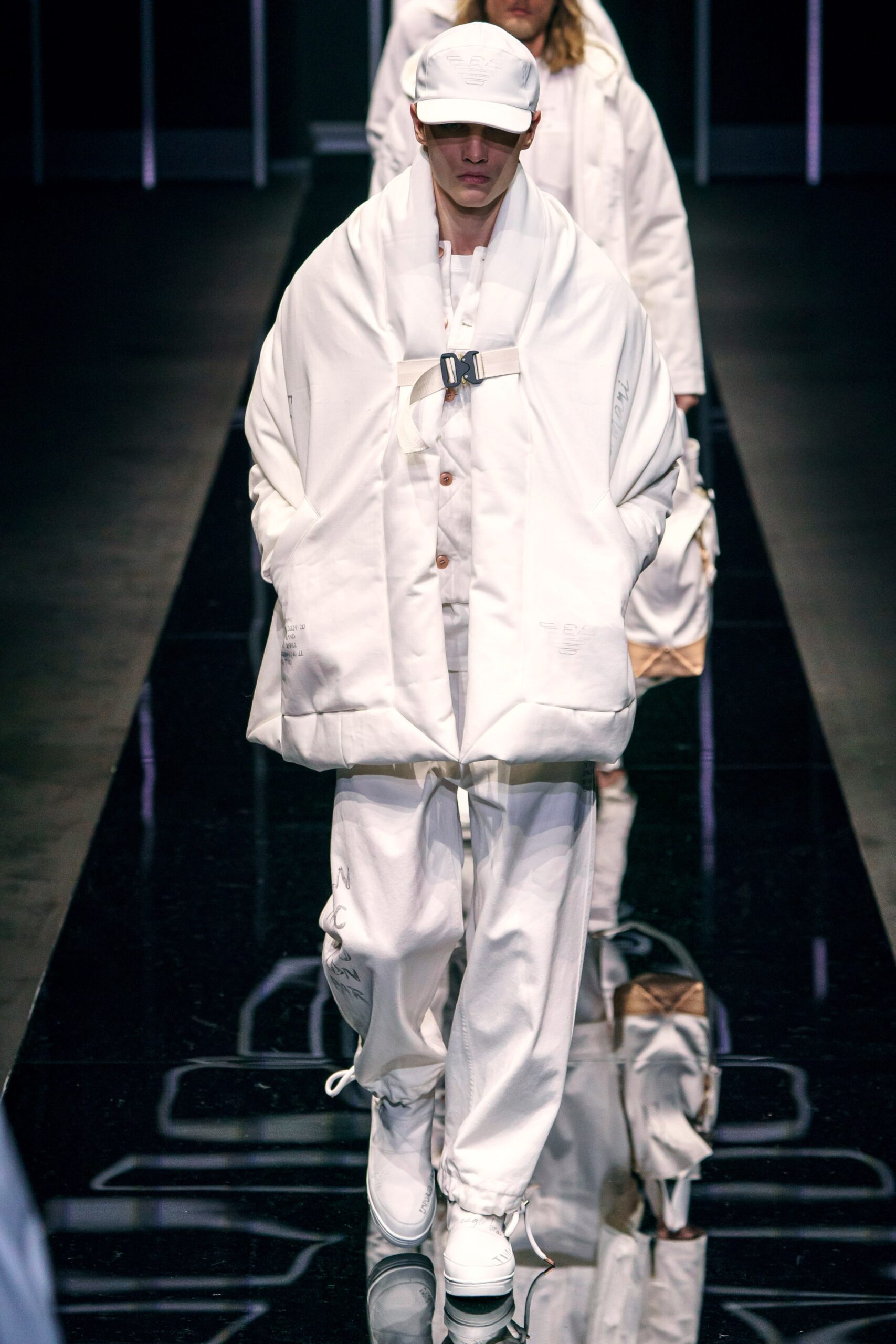 Emporio Armani F/W 19 Menswear Look 111