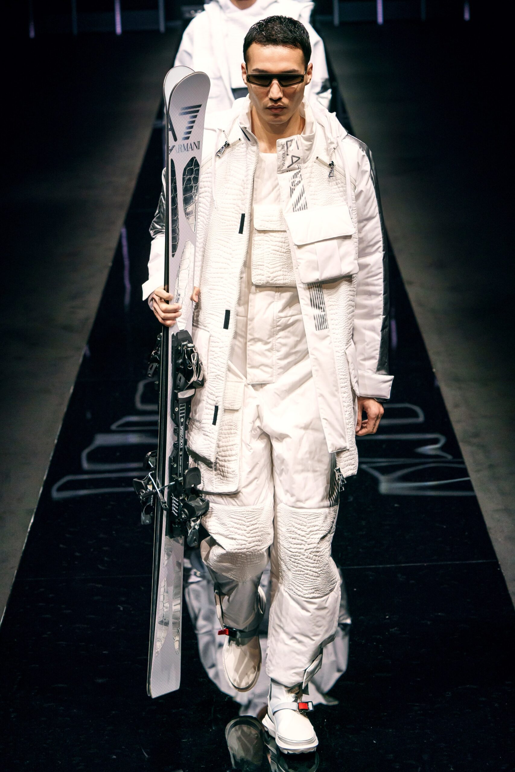 Emporio Armani F/W 19 Menswear Look 120