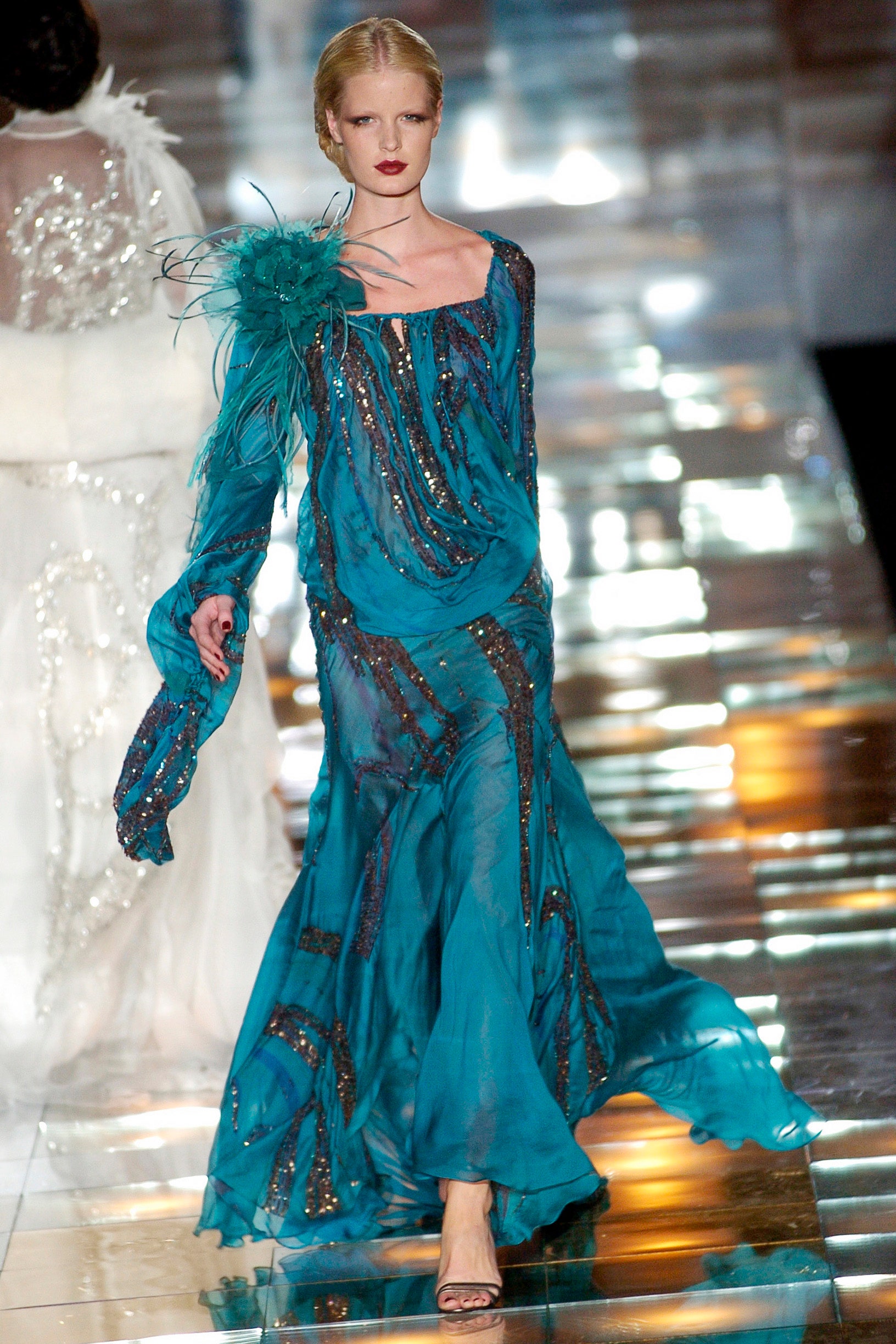 Elie Saab F/W 04 Couture Look 28