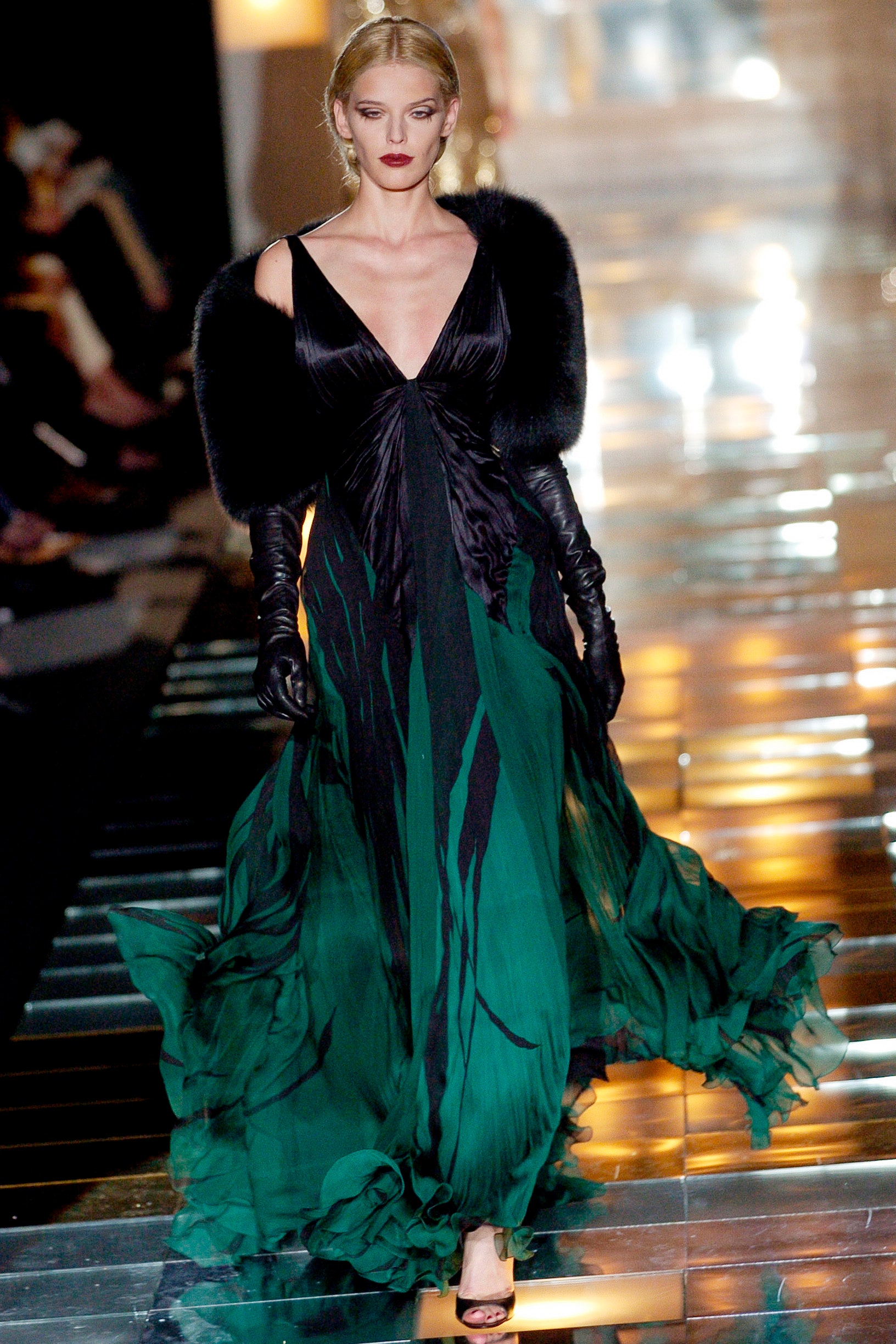 Elie Saab F/W 04 Couture Look 42