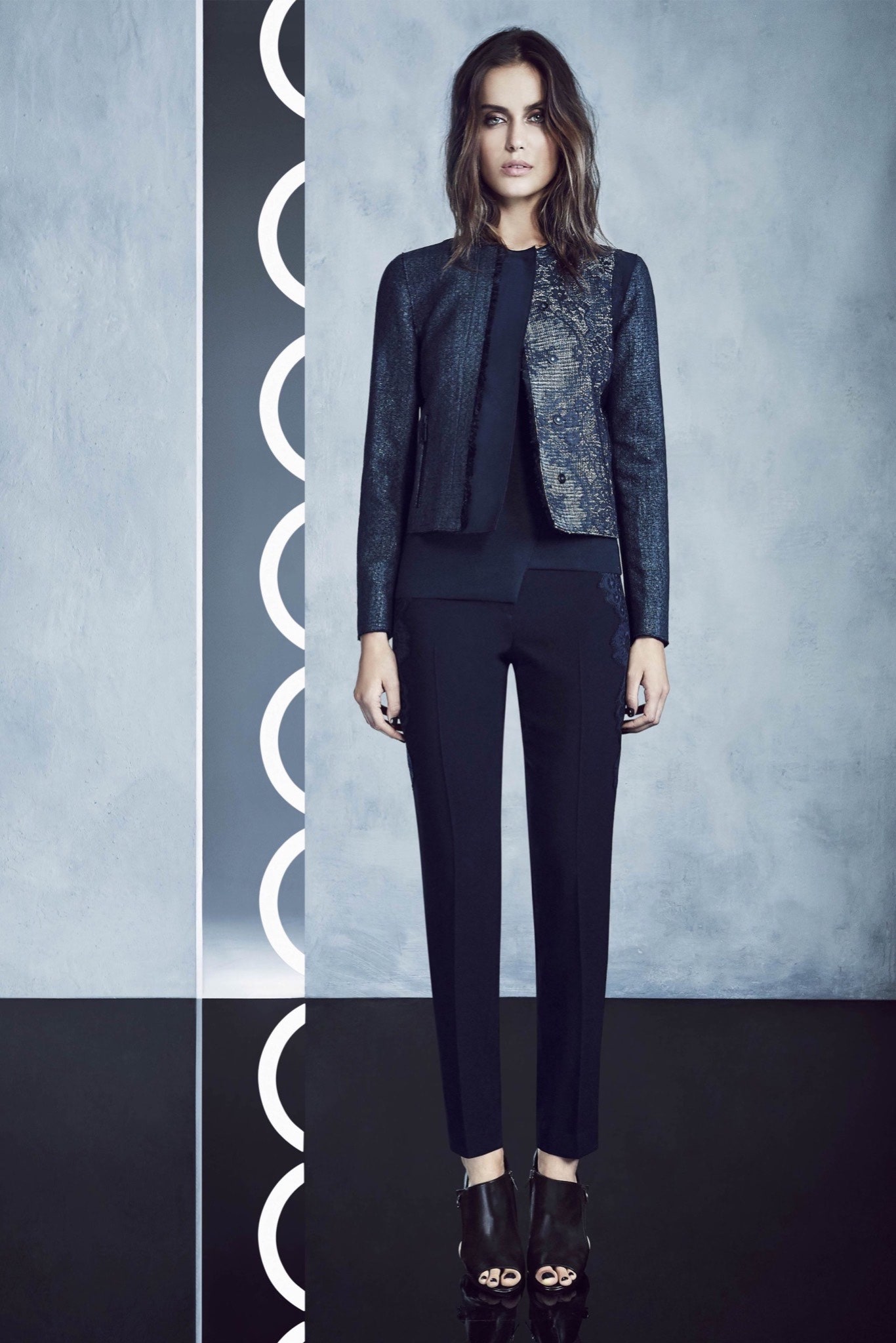 Elie Tahari Resort 16 Look 17