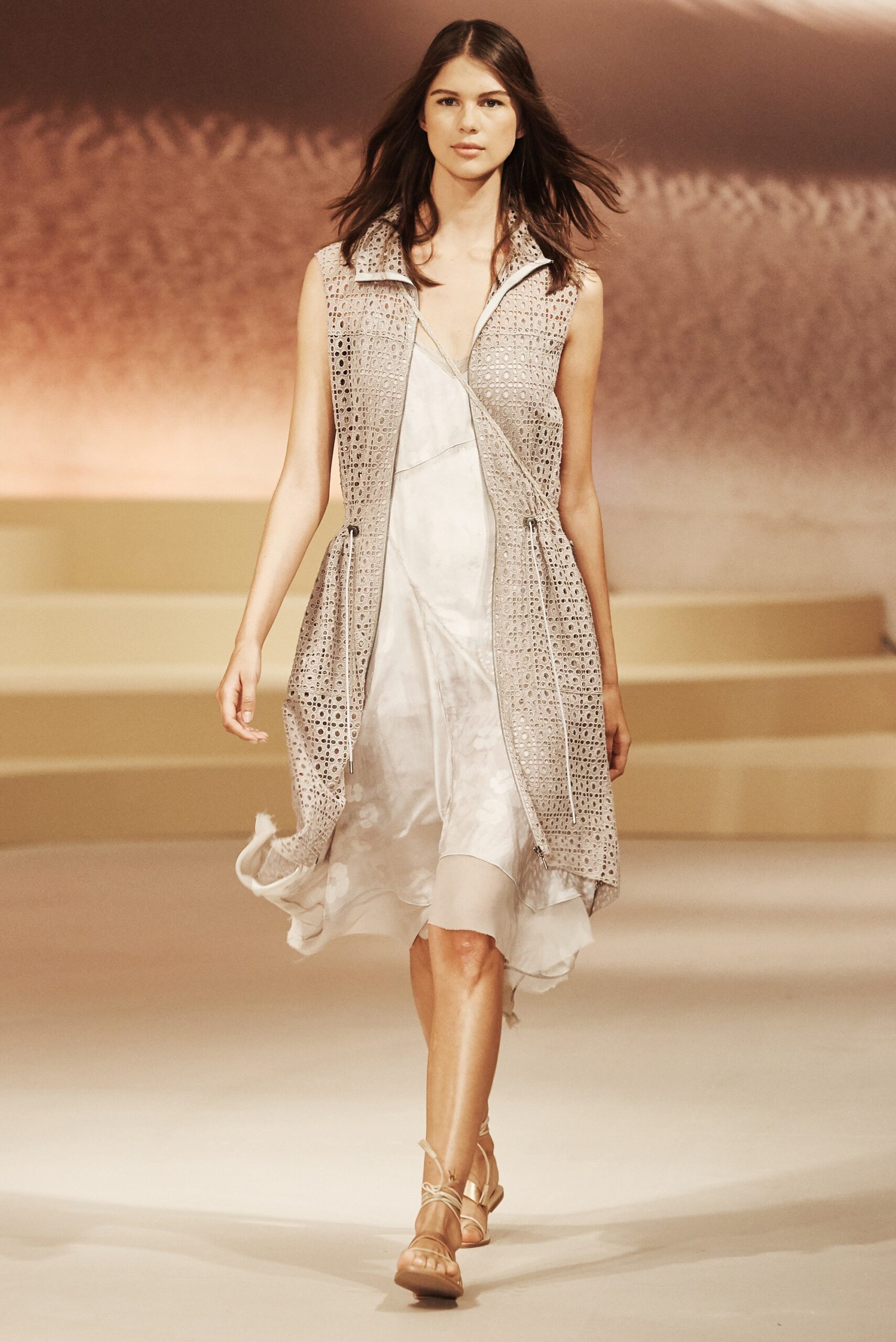 Elie Tahari S/S 16 Look 14