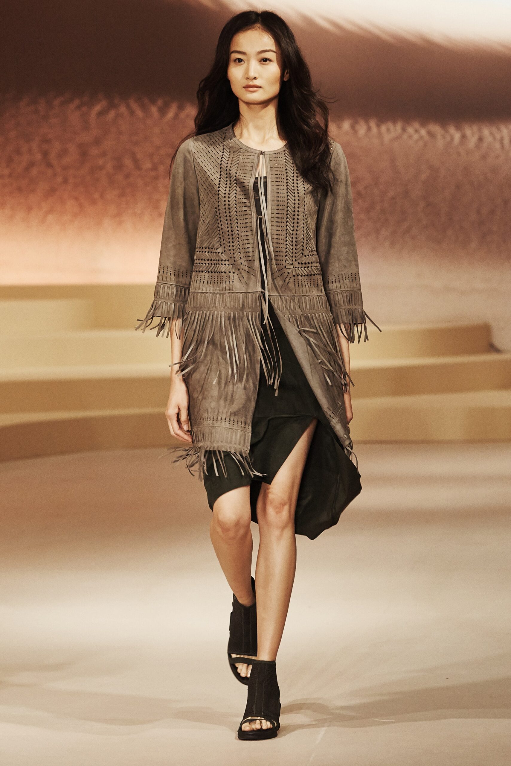 Elie Tahari S/S 16 Look 20