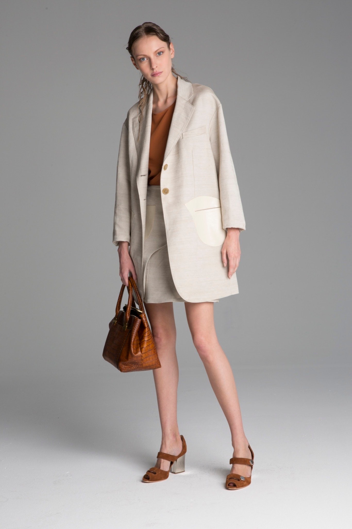 Emporio Armani Resort 16 Look 2