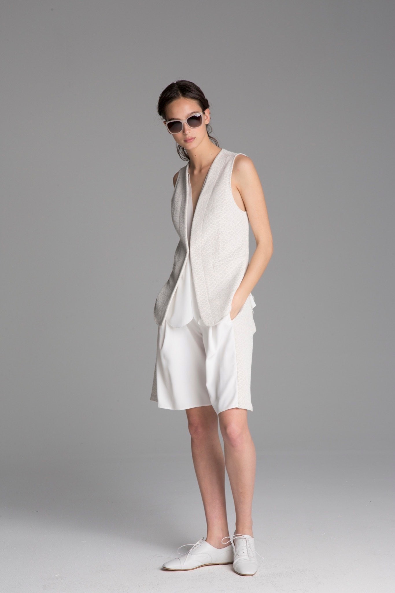 Emporio Armani Resort 16 Look 3