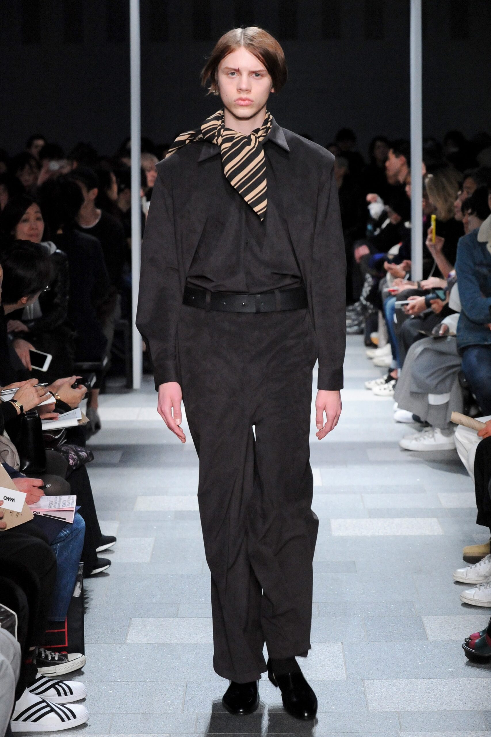 Ethosens Tokyo F/W 17 Look 14