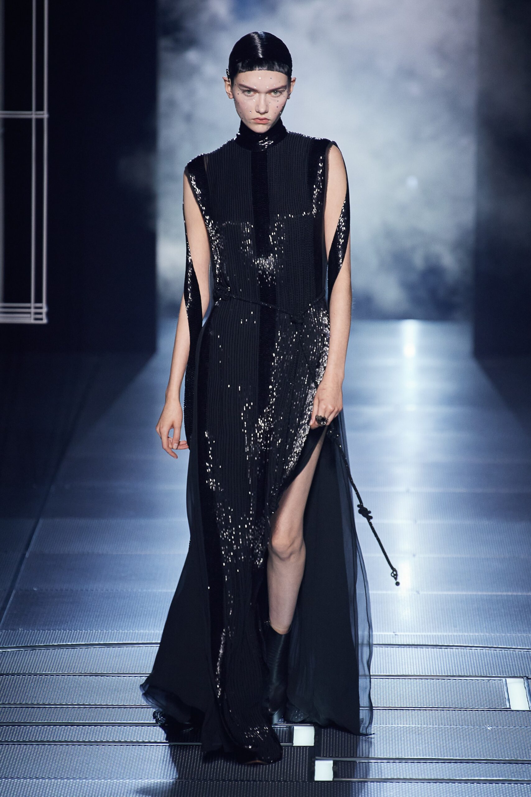 Fendi S/S 22 Couture Look 1
