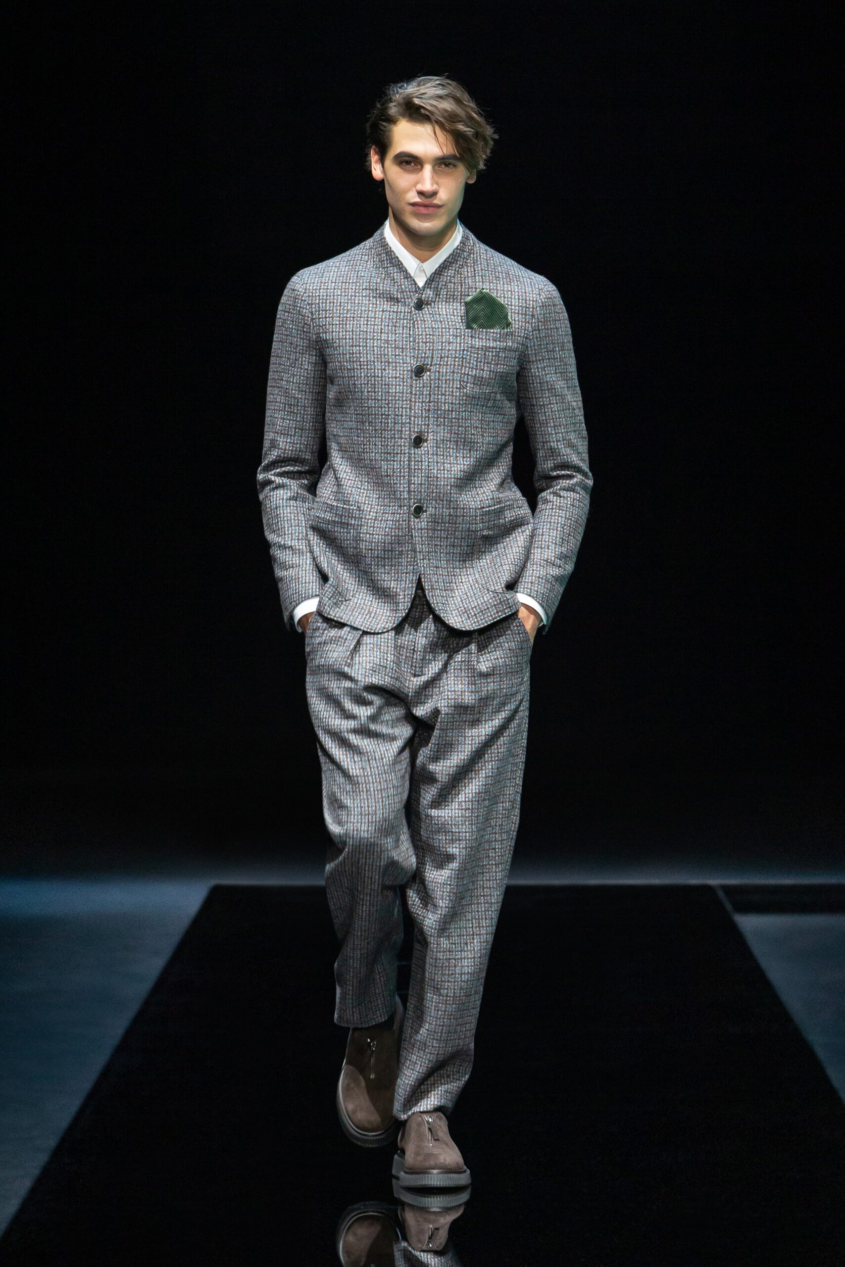 Giorgio Armani F/W 21 Menswear Look 1