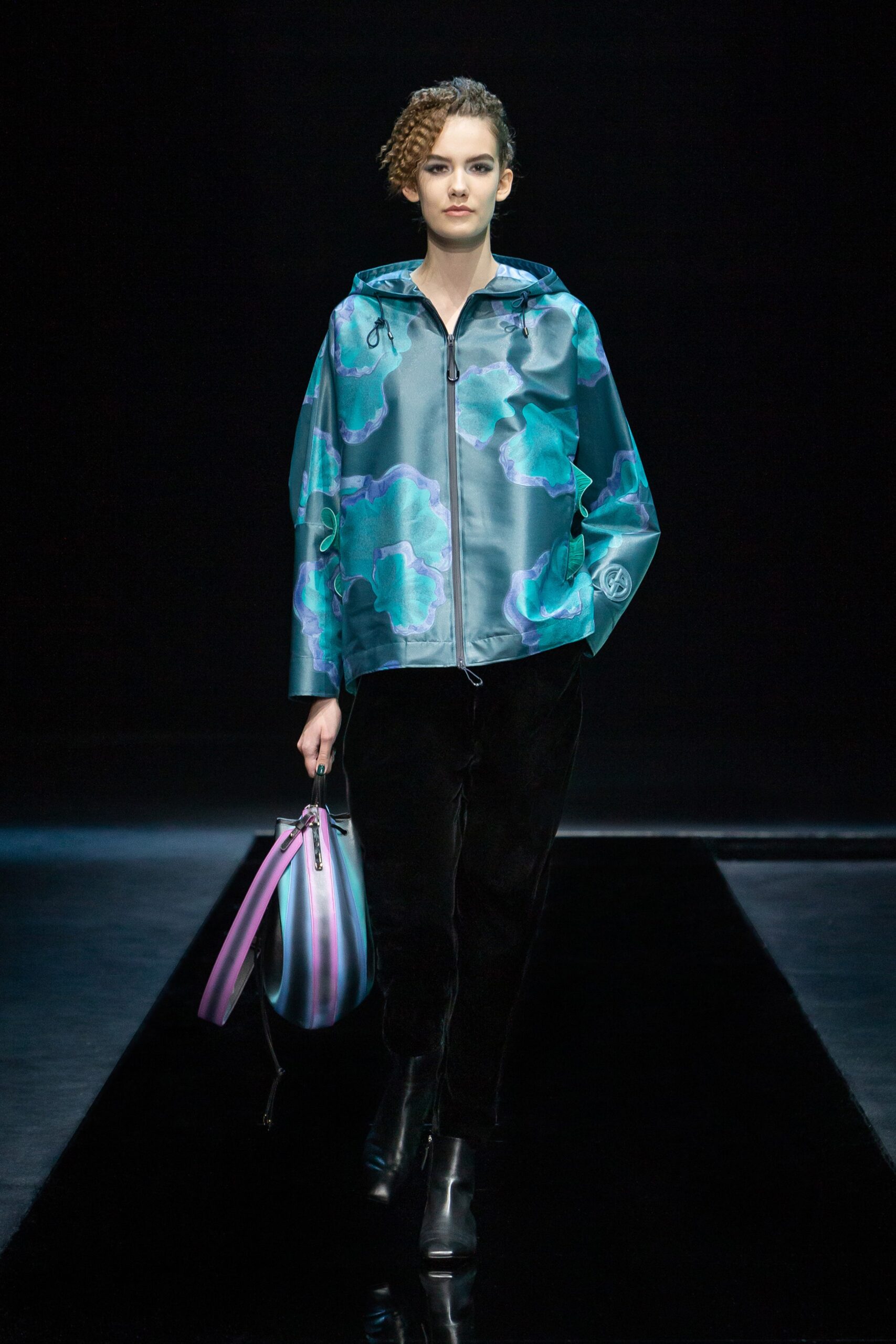 Giorgio Armani F/W 21 Look 1
