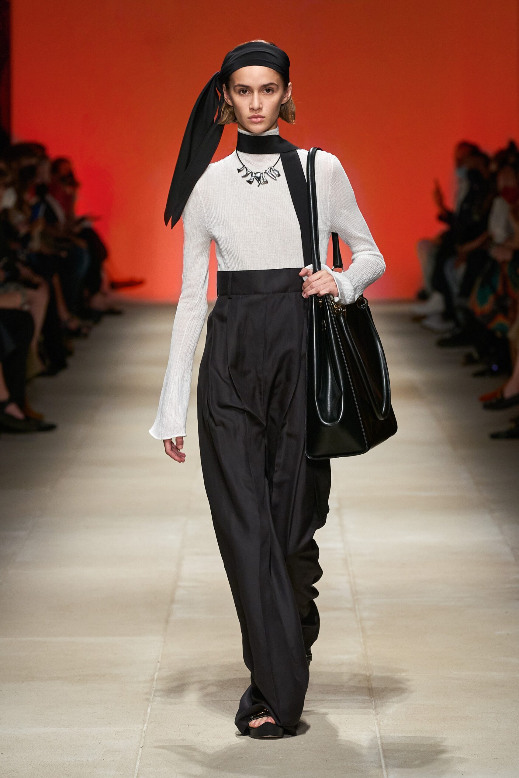 Ferragamo S/S 22 Look 1