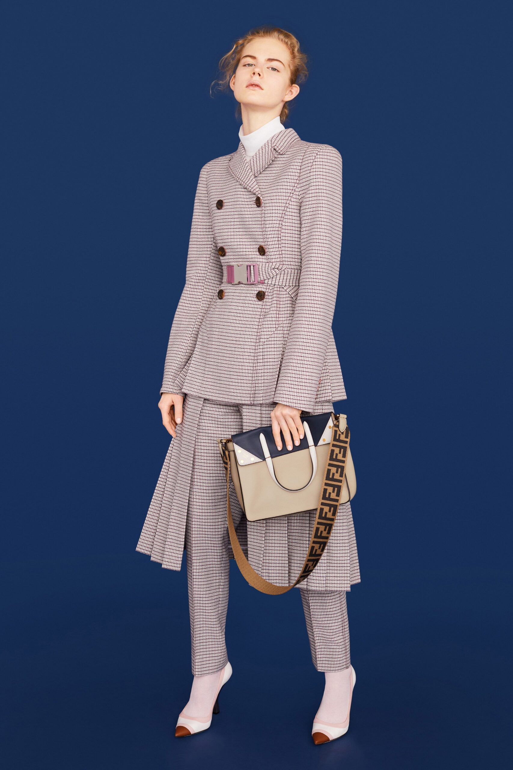 Fendi Resort 19 Look 1