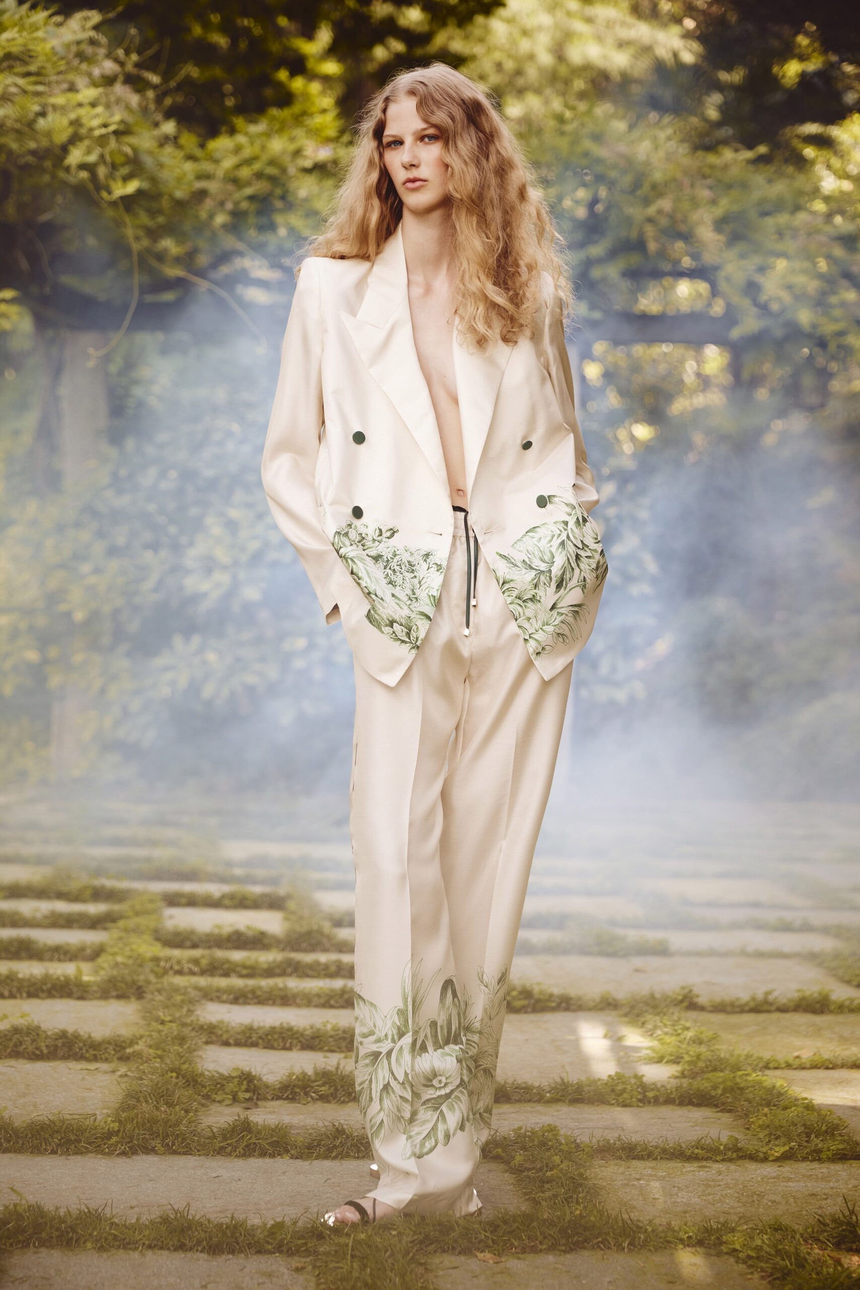 For Restless Sleepers Resort 24 Look 1