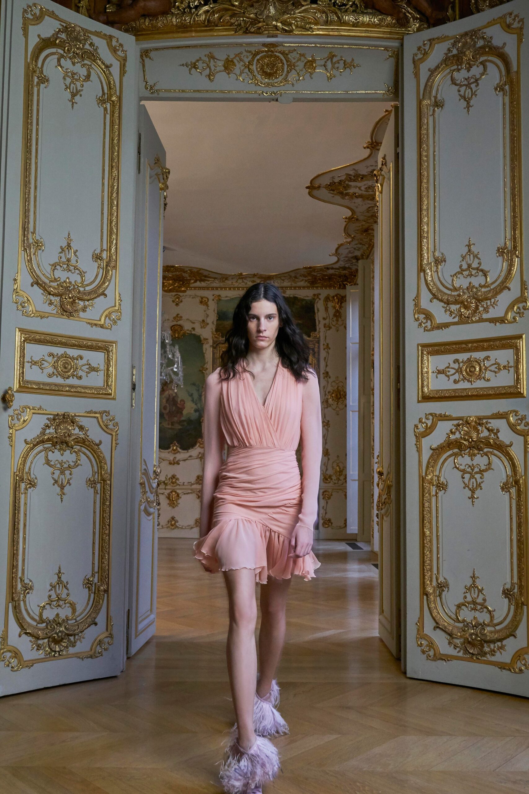 Giambattista Valli F/W 19 Look 1