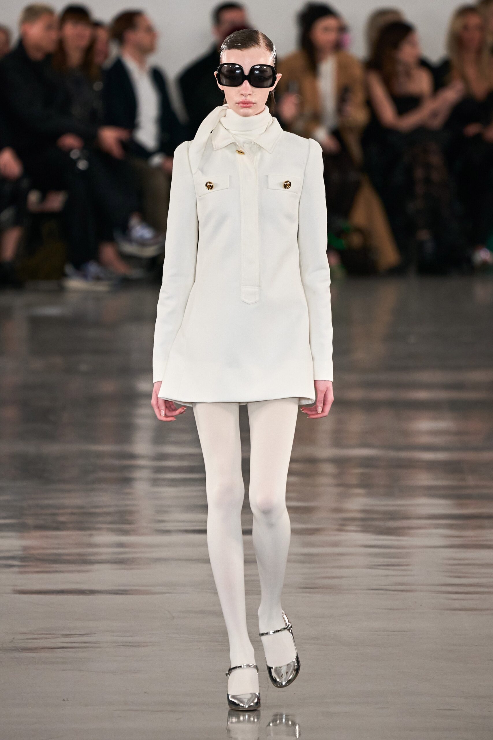 Giambattista Valli F/W 22 Look 1