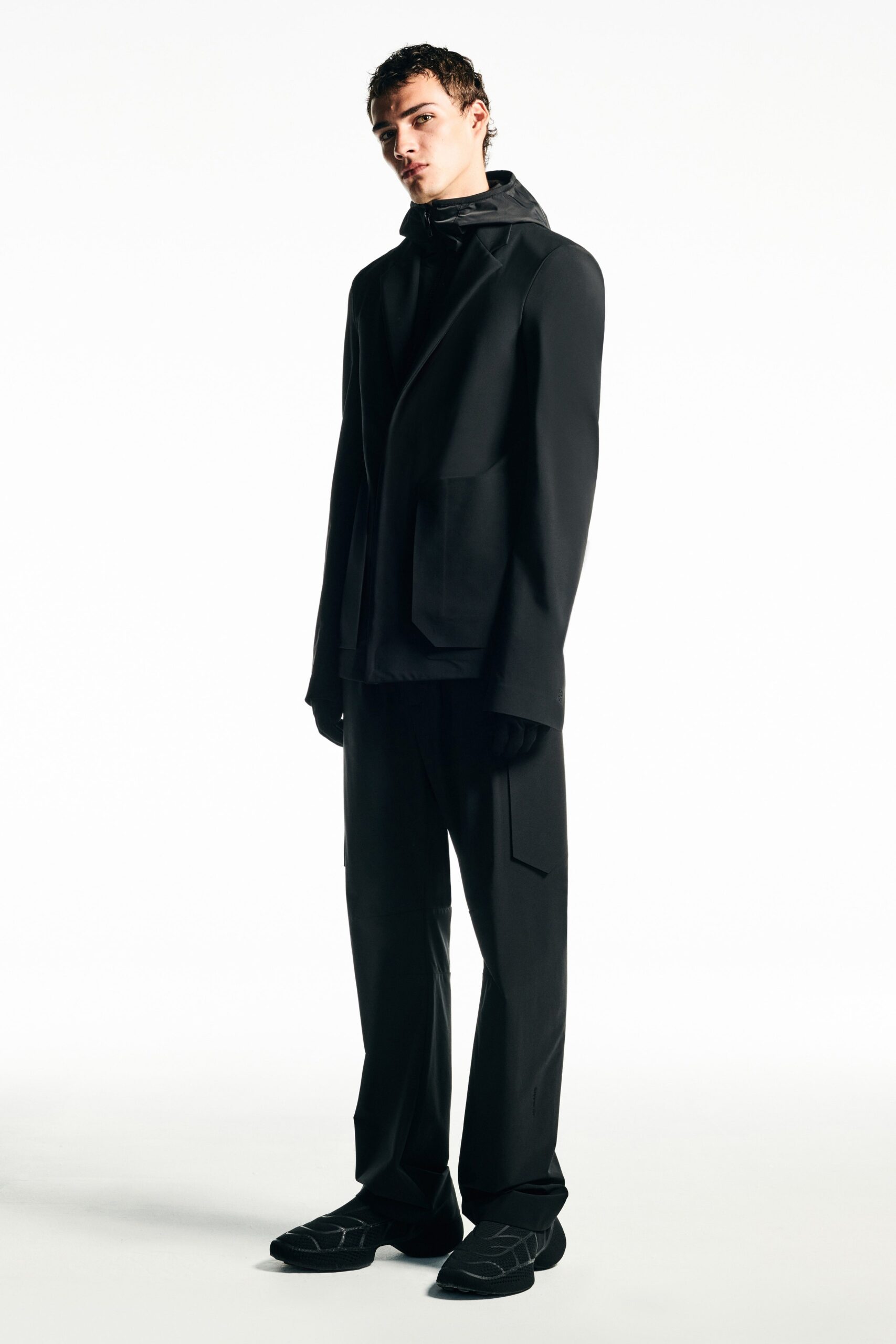 Givenchy Resort 23 Look 1