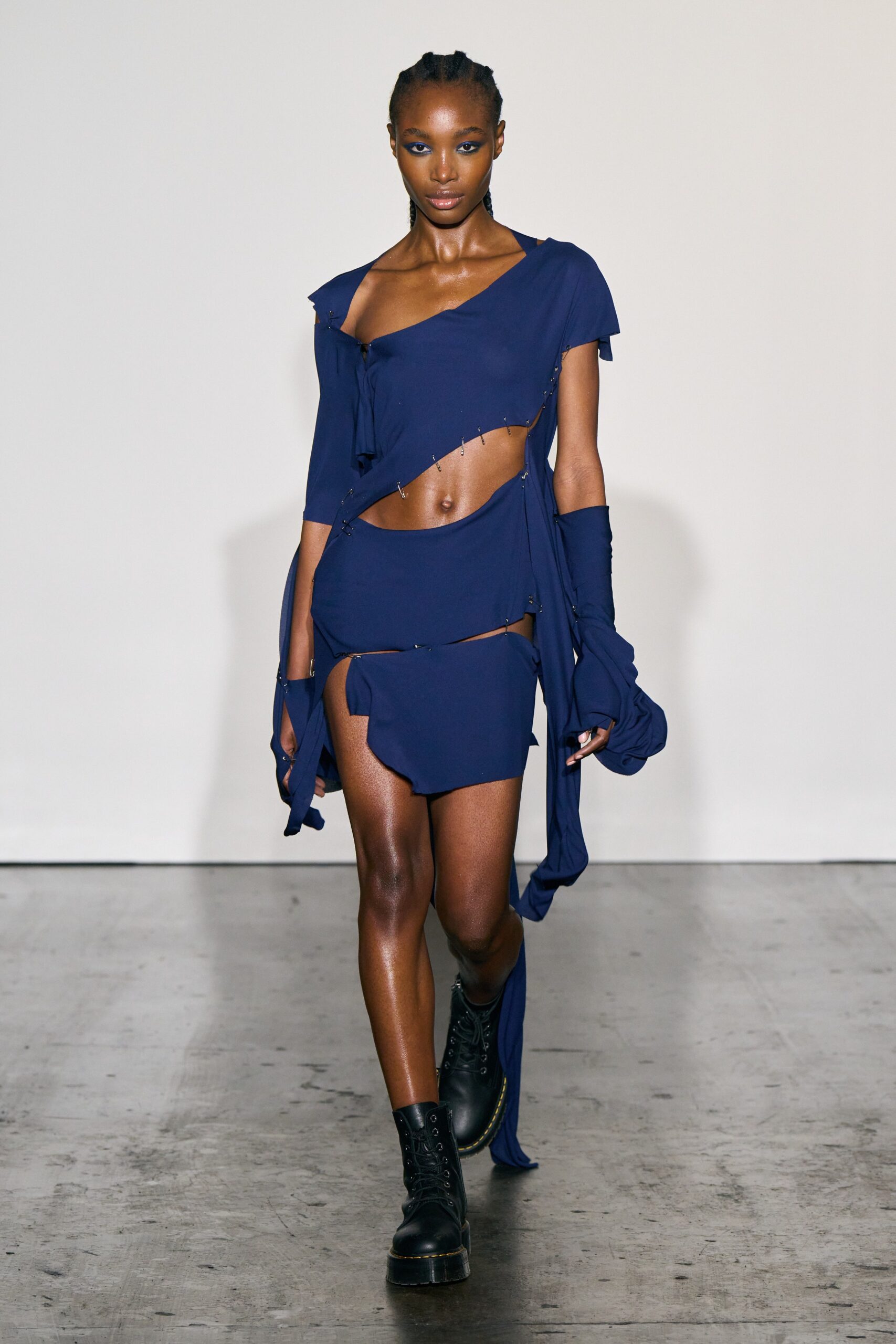 Fashion East F/W 22 Look 2