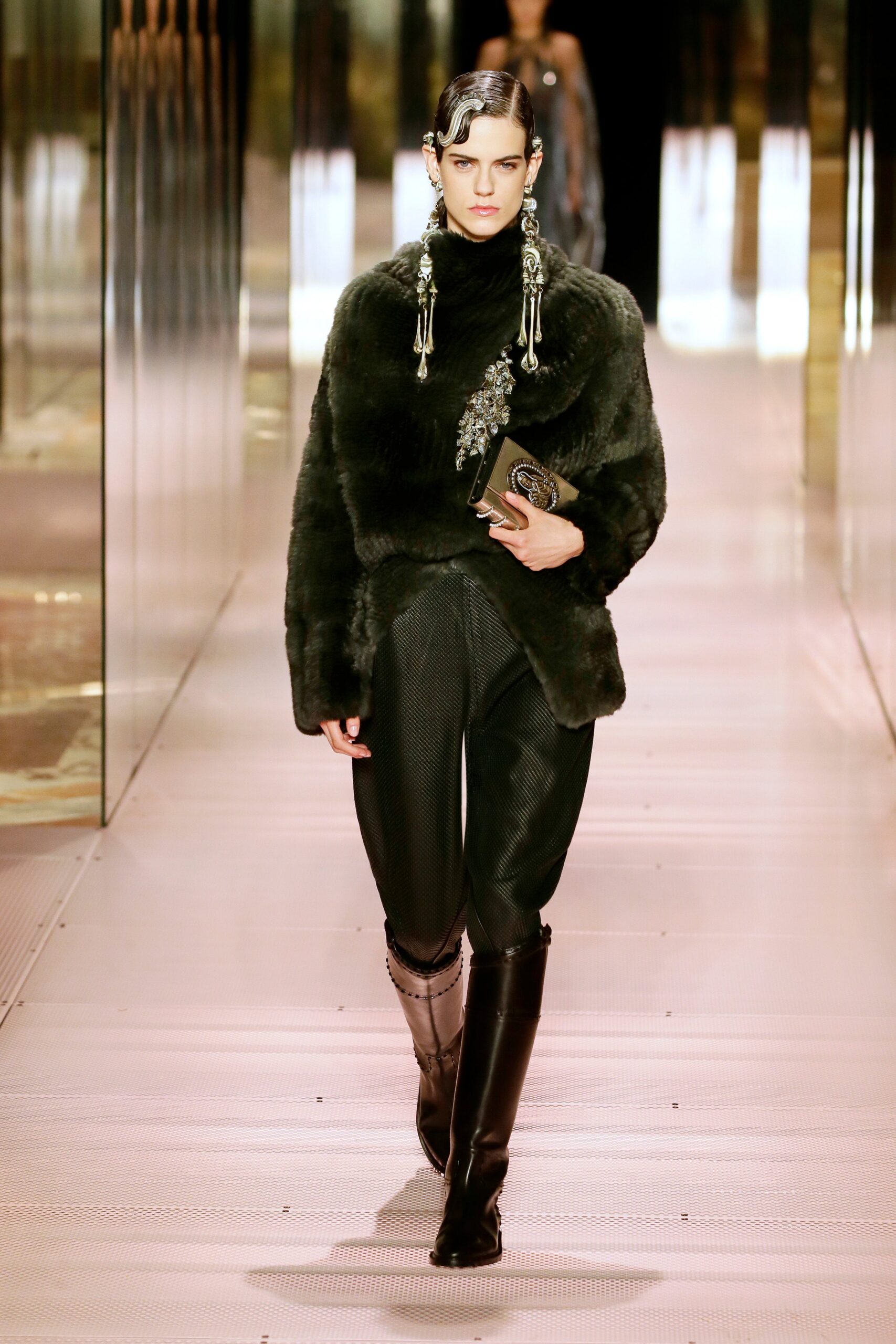 Fendi S/S 21 Couture Look 2