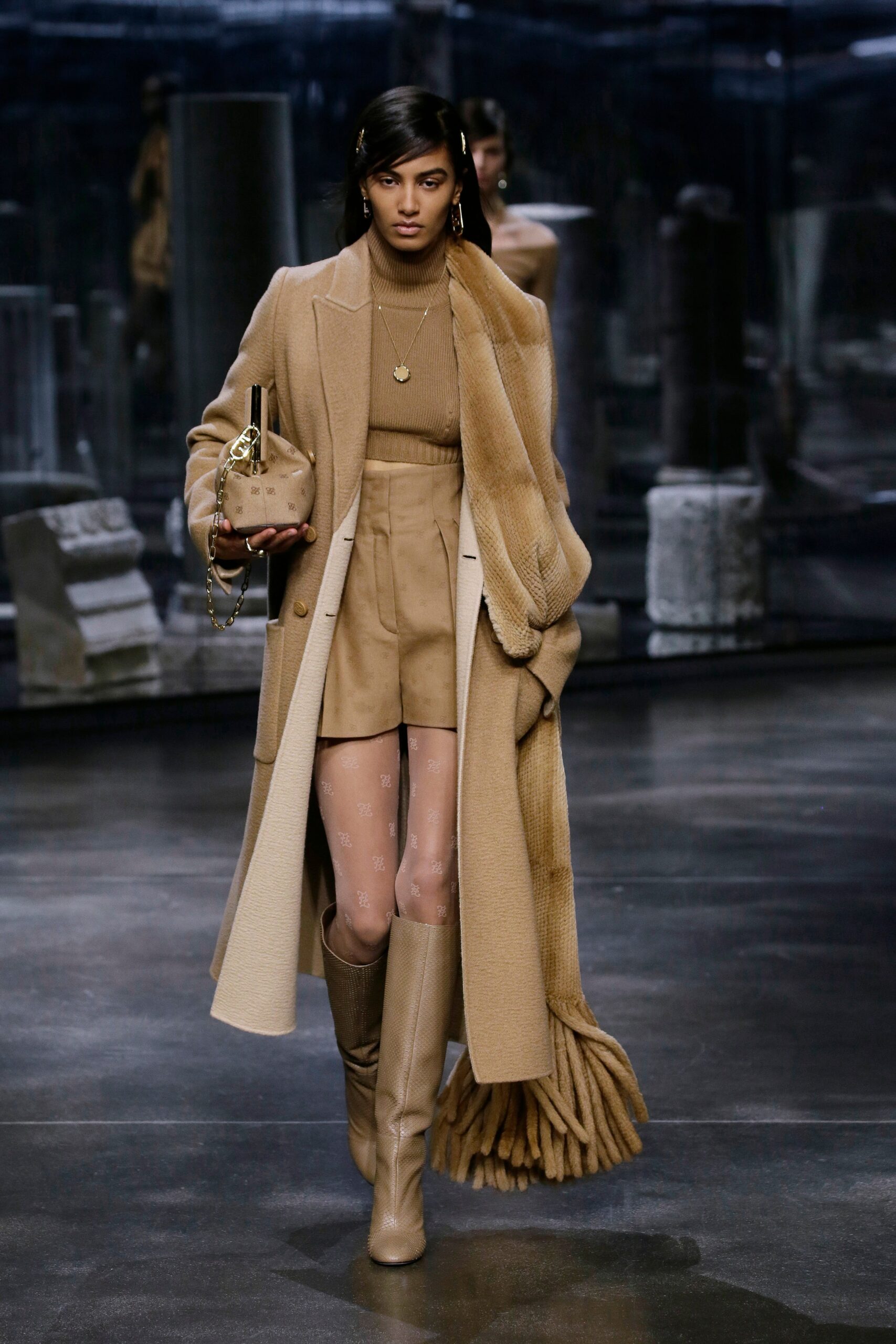 Fendi F/W 21 Look 2