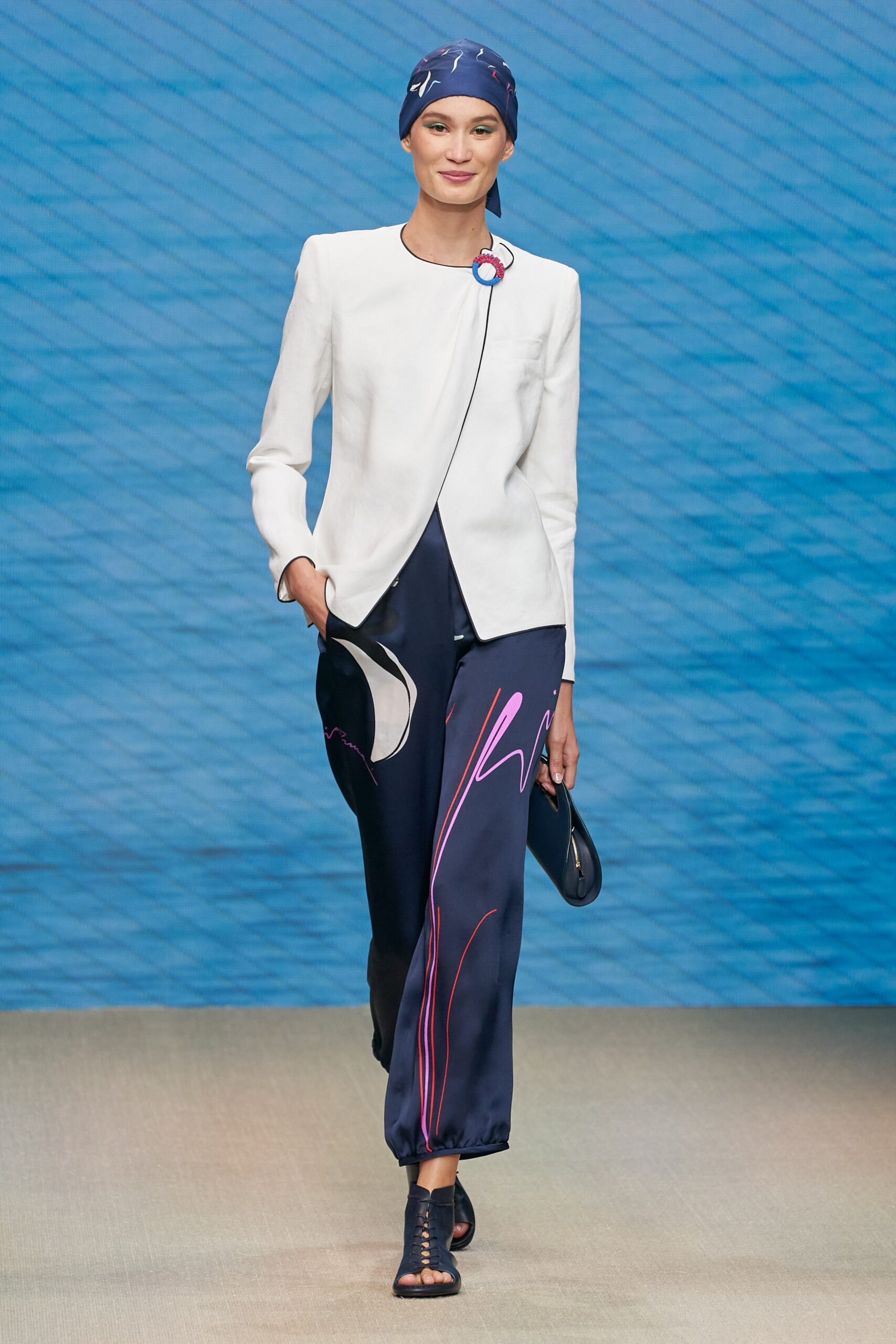 Giorgio Armani S/S 22 Look 2