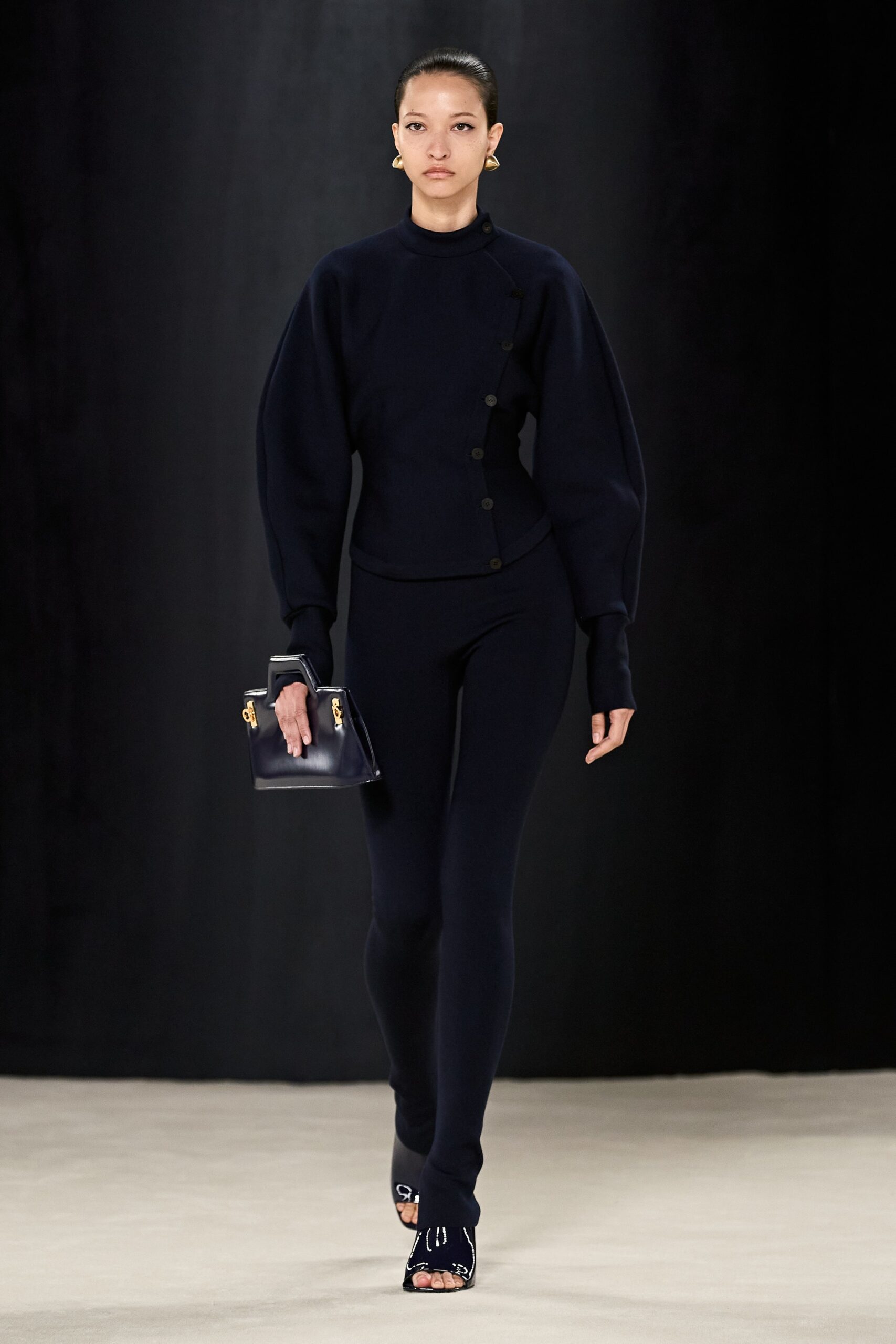 Ferragamo F/W 23 Look 2