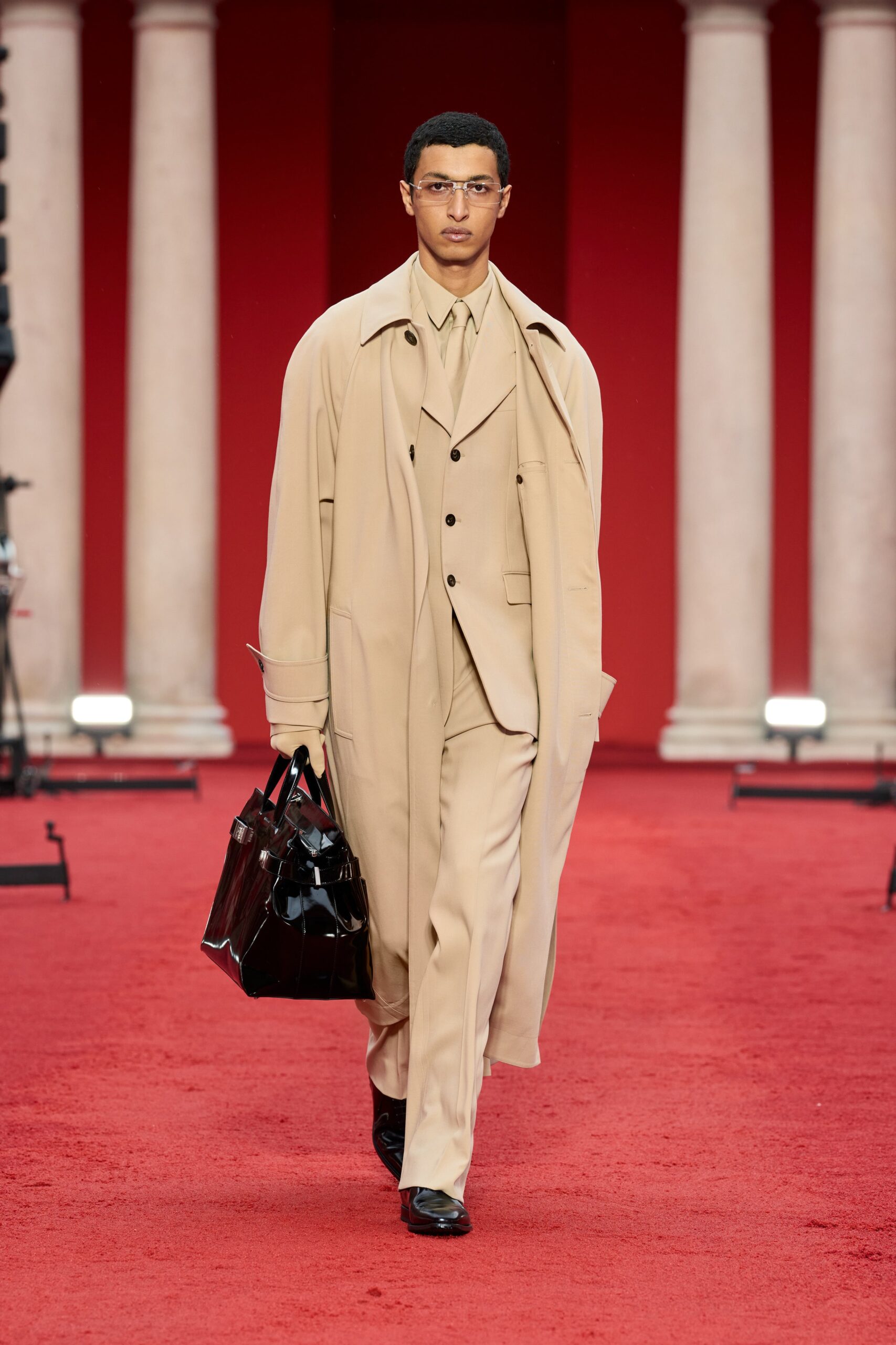 Ferragamo S/S 23 Look 2