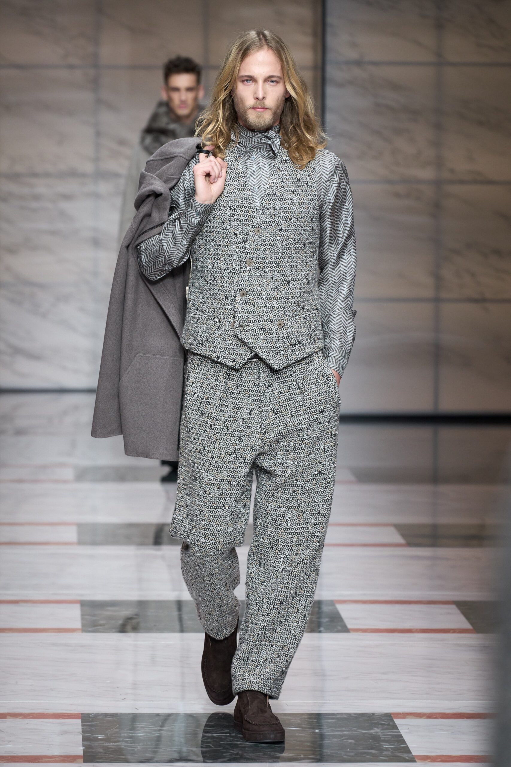 Giorgio Armani F/W 23 Menswear Look 2