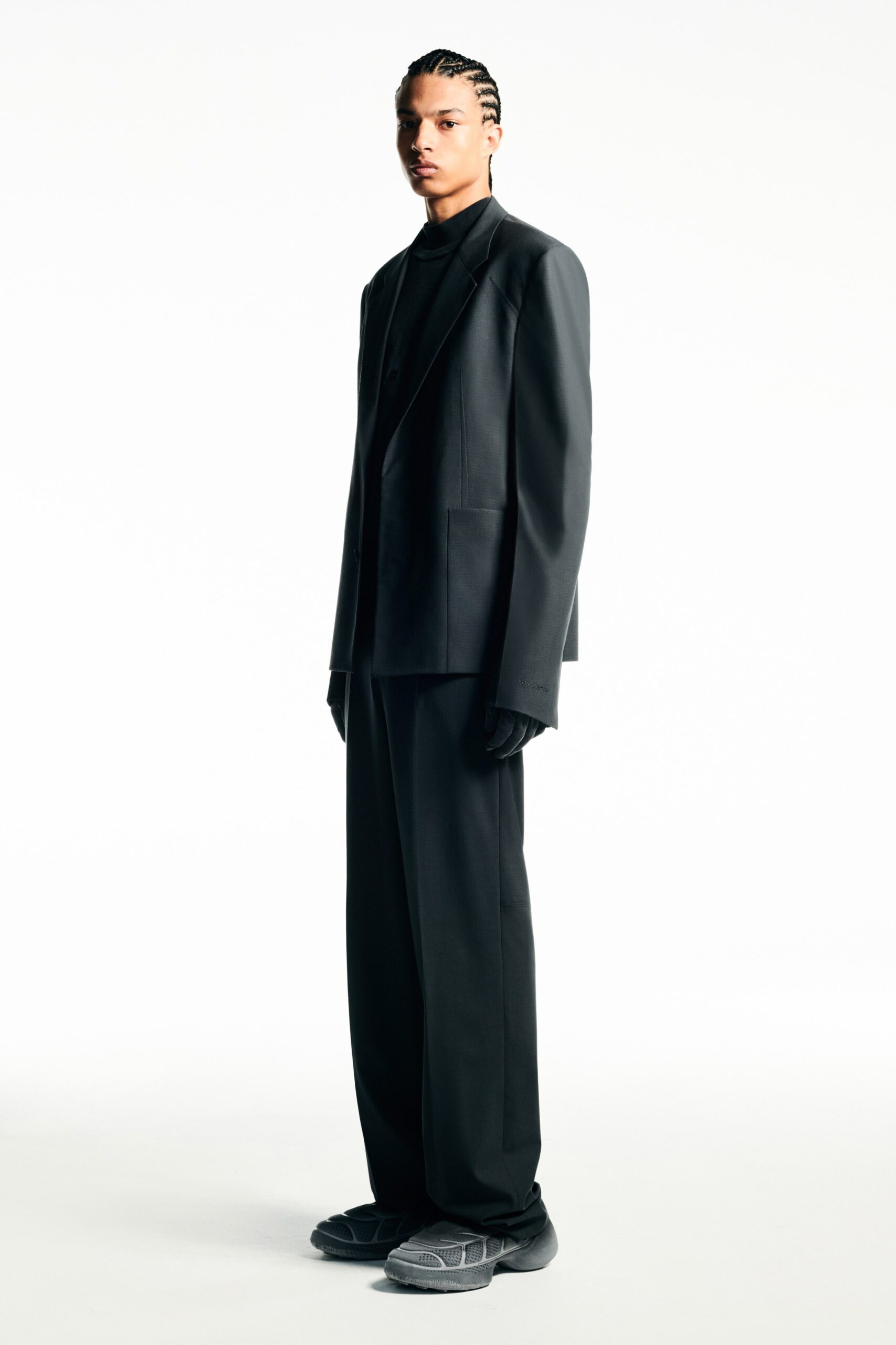 Givenchy Resort 23 Look 2