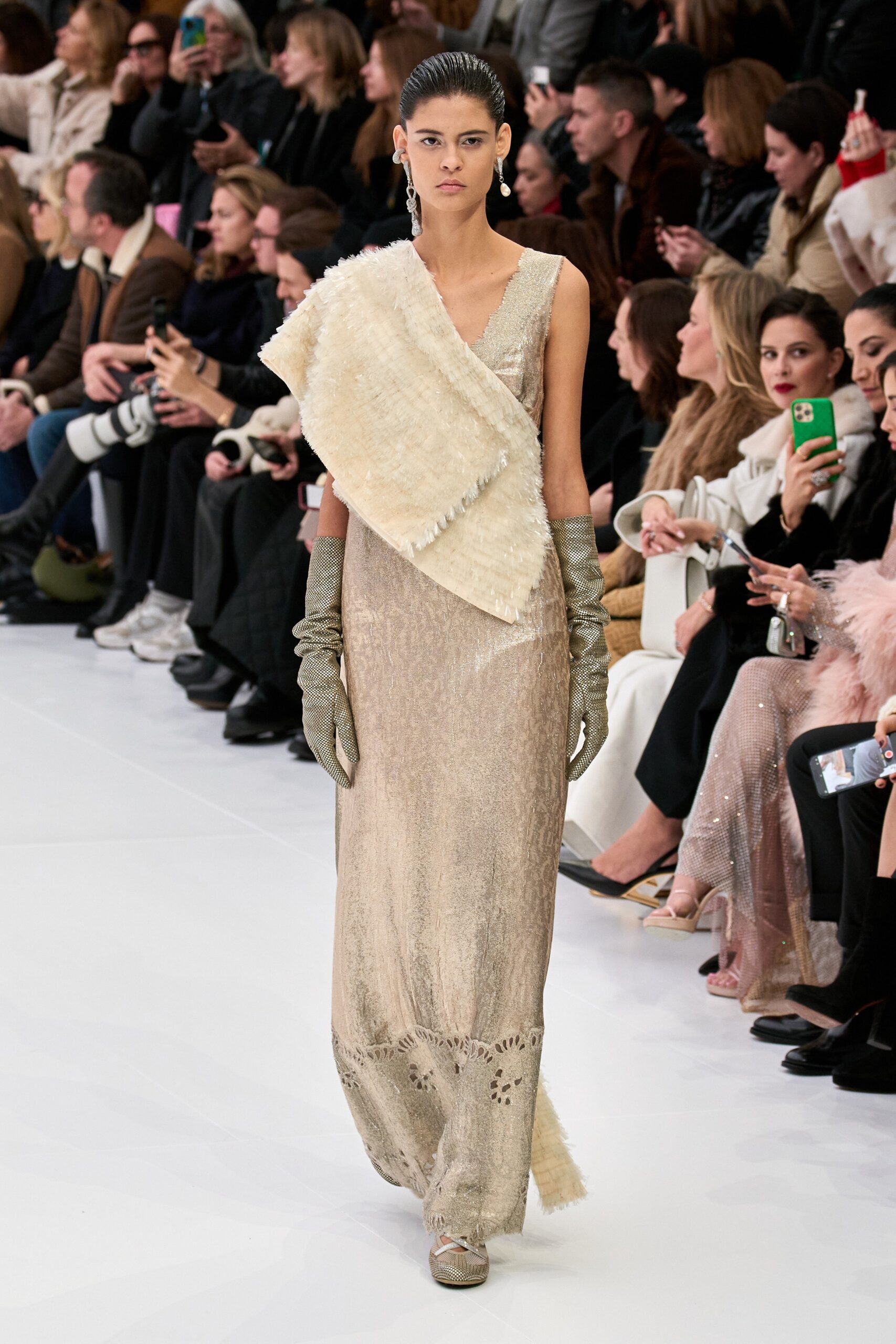 Fendi S/S 23 Couture Look 3