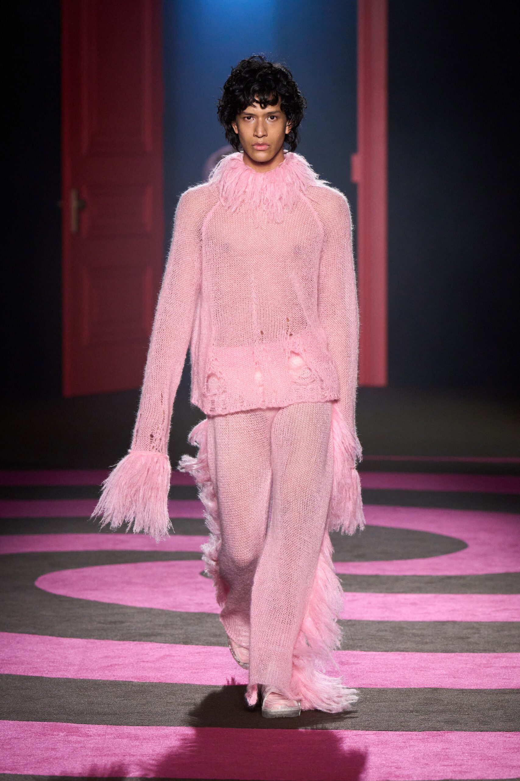 GCDS F/W 22 Look 3