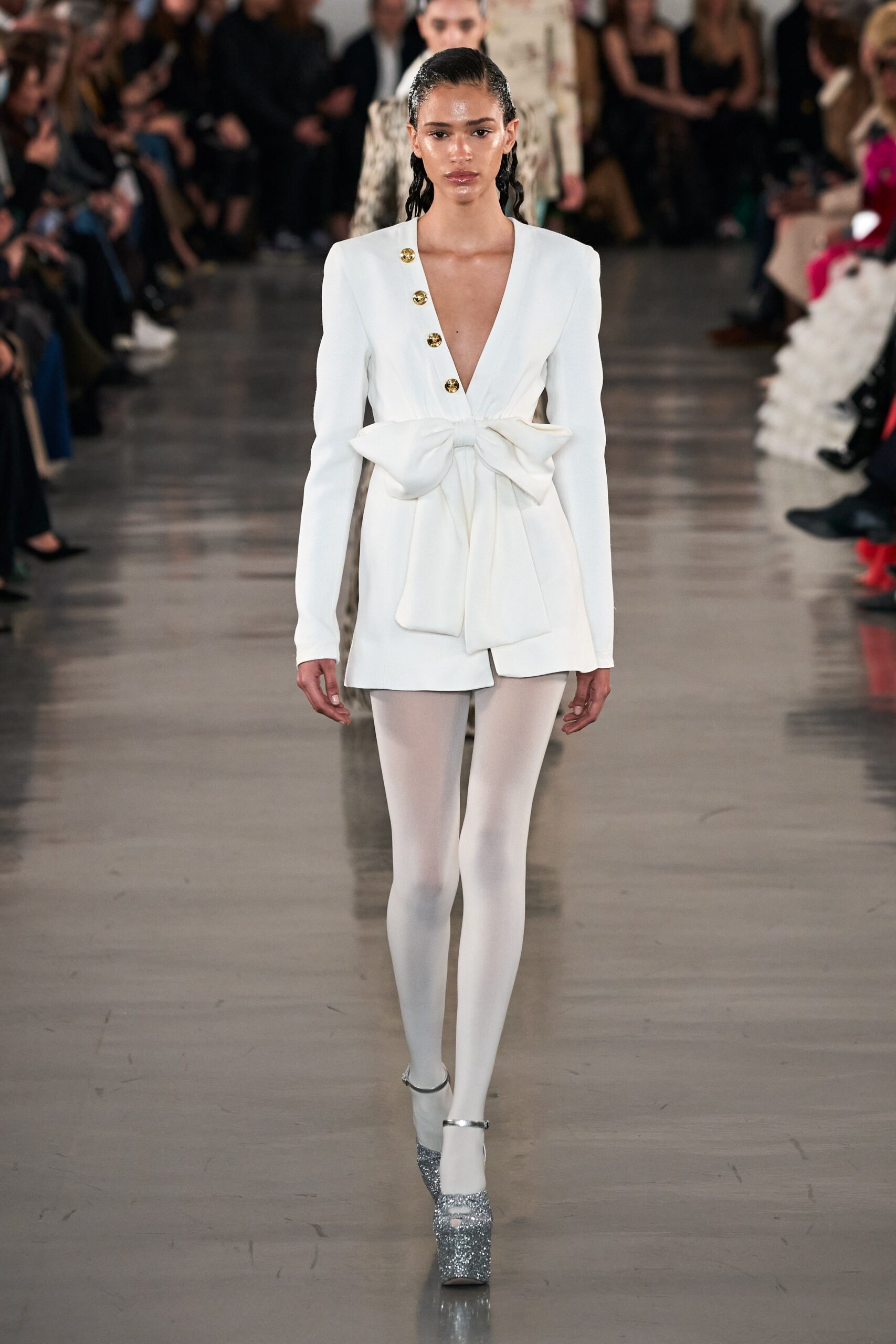 Giambattista Valli F/W 22 Look 3