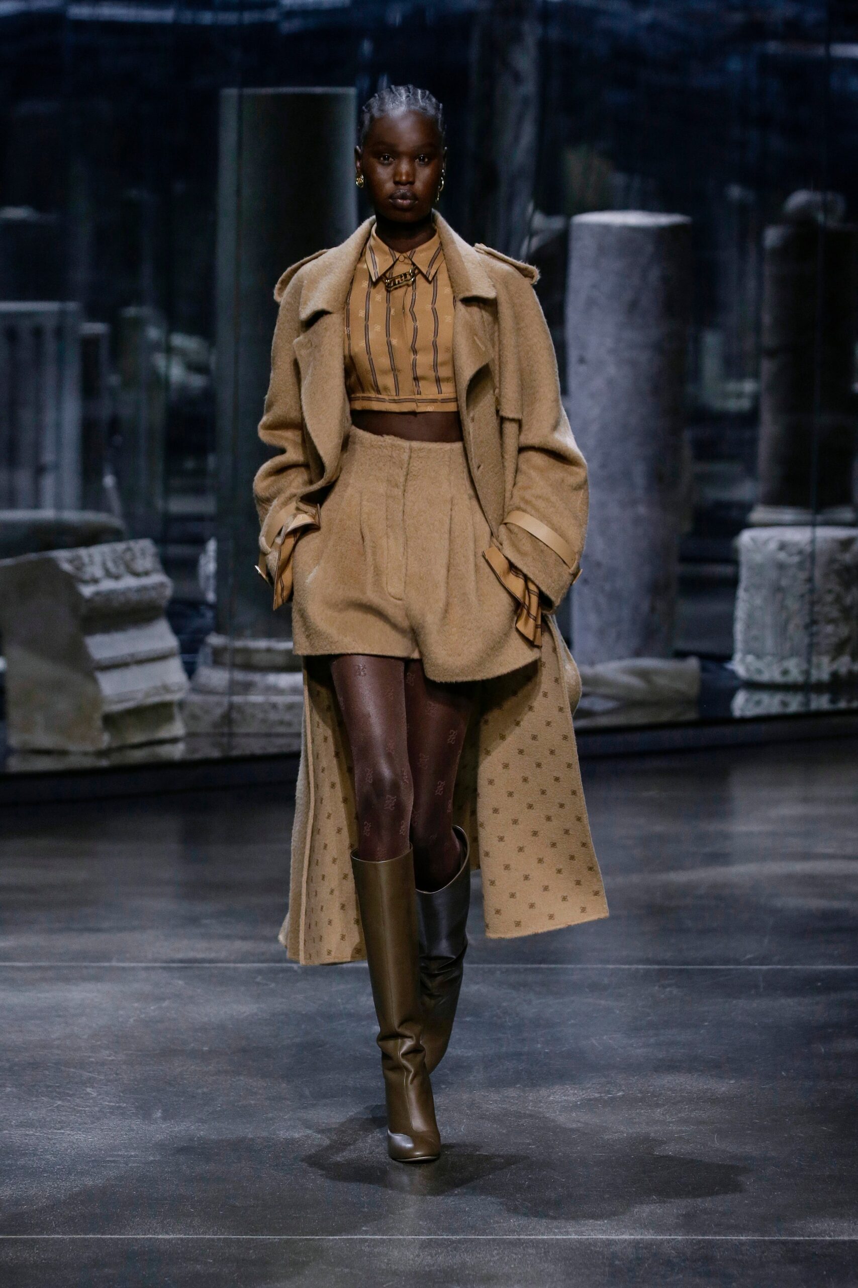 Fendi F/W 21 Look 4