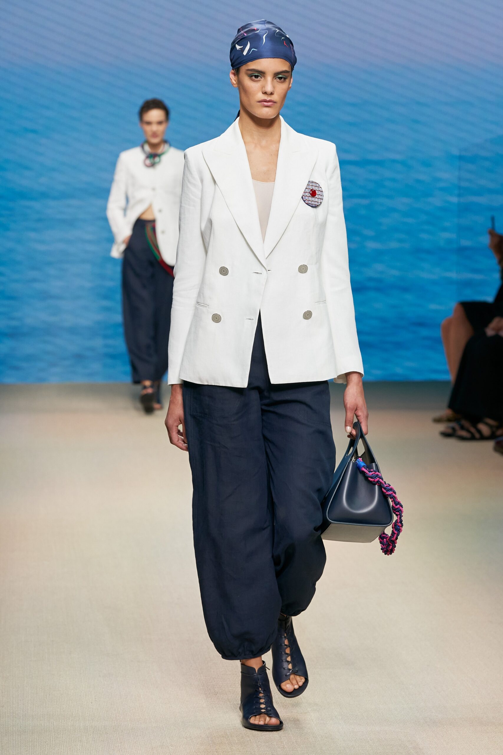 Giorgio Armani S/S 22 Look 4