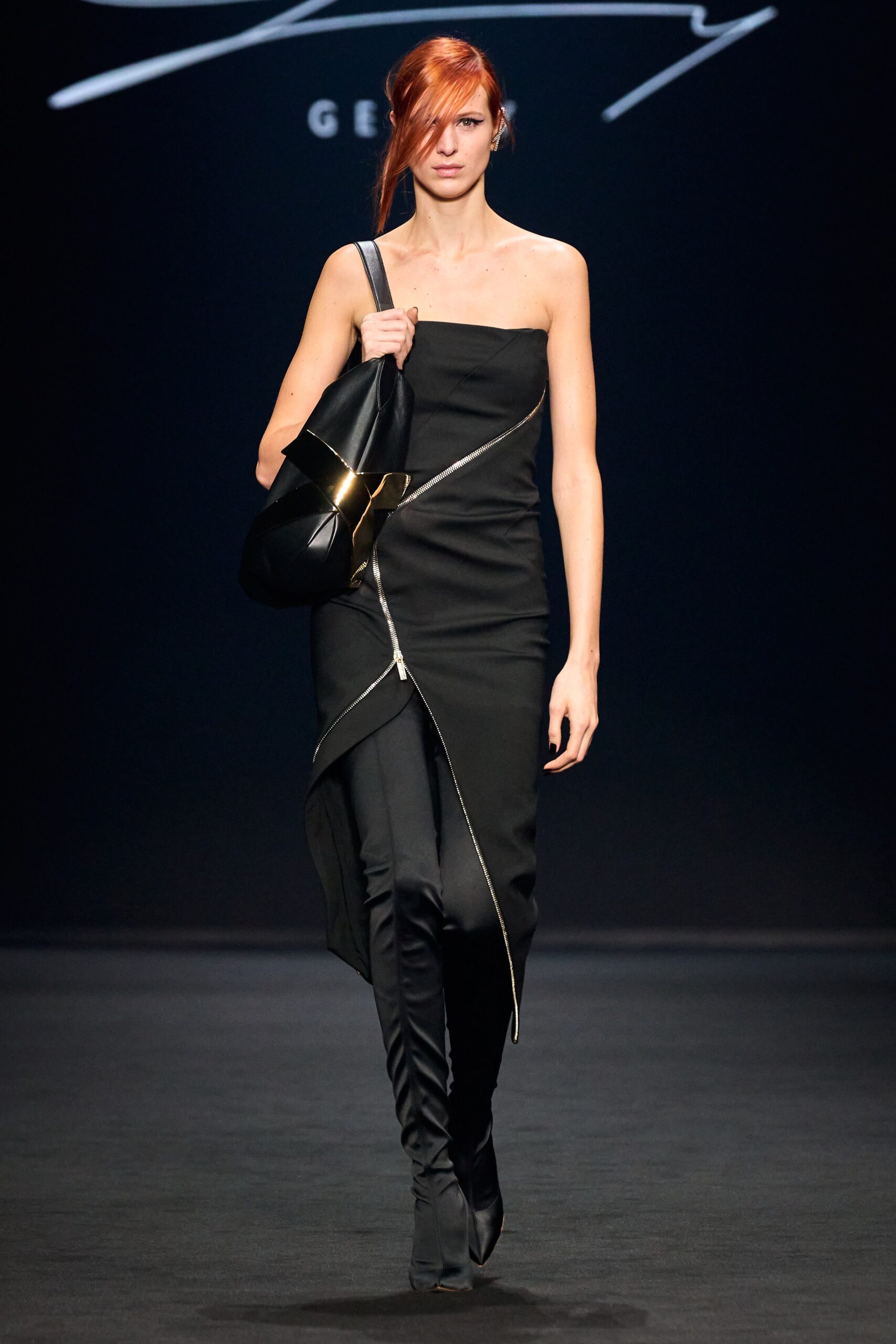 Genny F/W 23 Look 4
