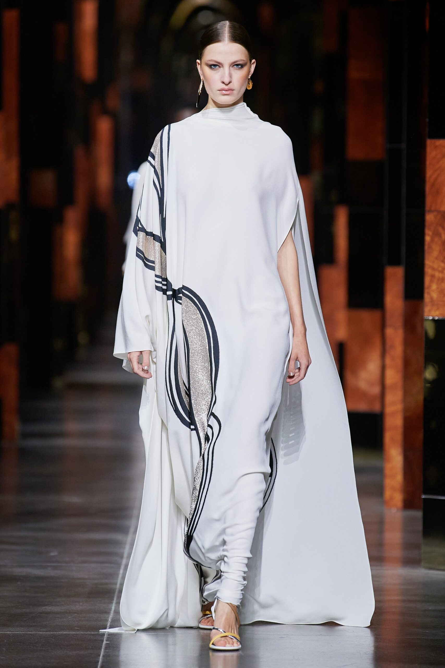 Fendi S/S 22 Look 5