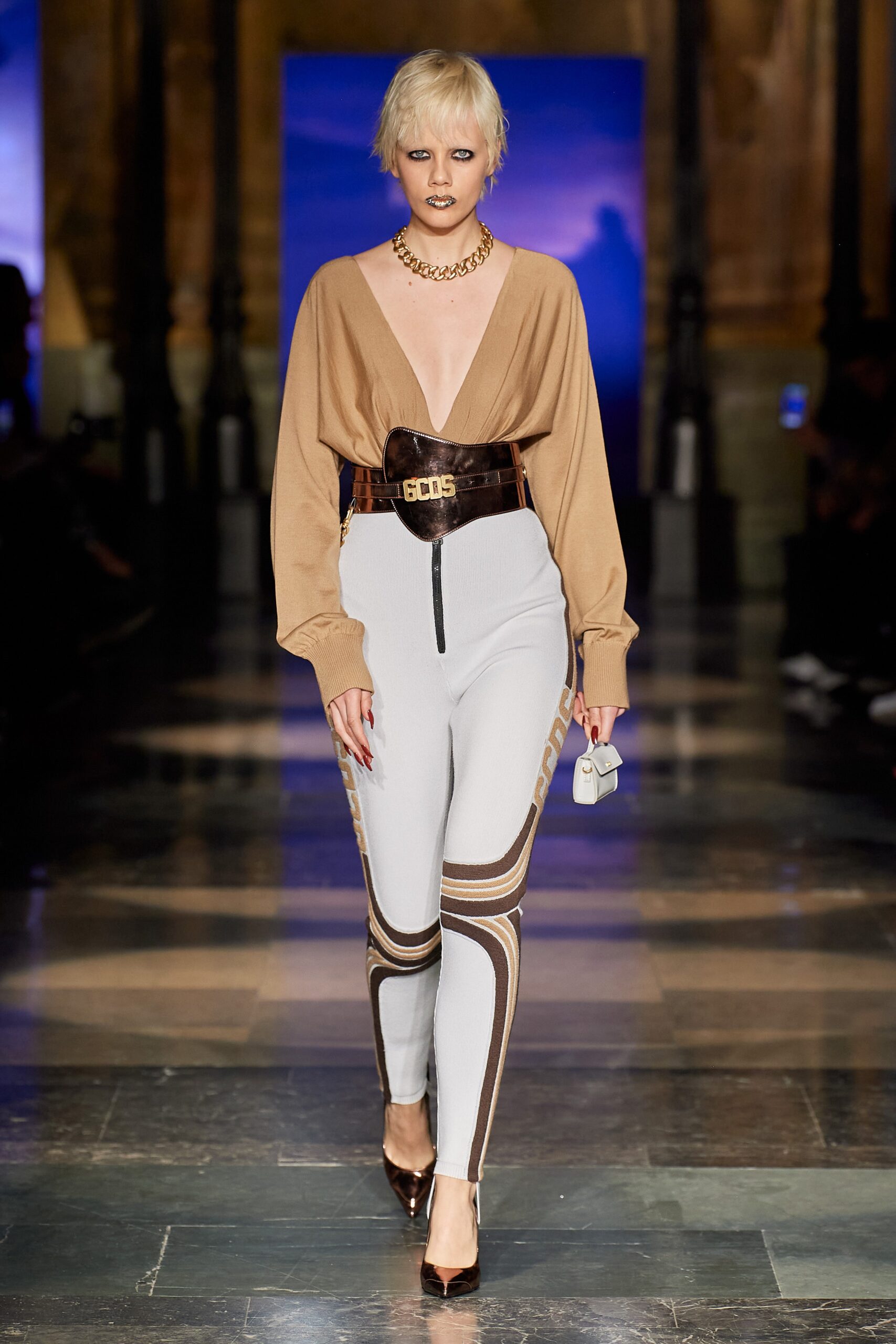GCDS F/W 20 Look 5